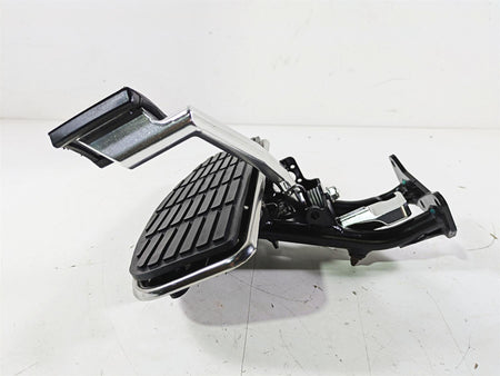 2014 Moto Guzzi California 1400 Touring Right Floorboard & Brake Pedal 887302 {{ shop.shopifyCountryName }} - Mototech271
