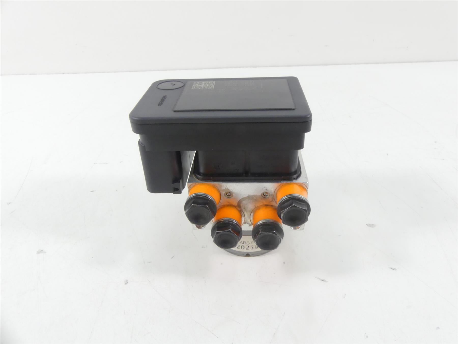 2019 Triumph Street Triple 765R Abs Brake Pump Module Unit T2025960