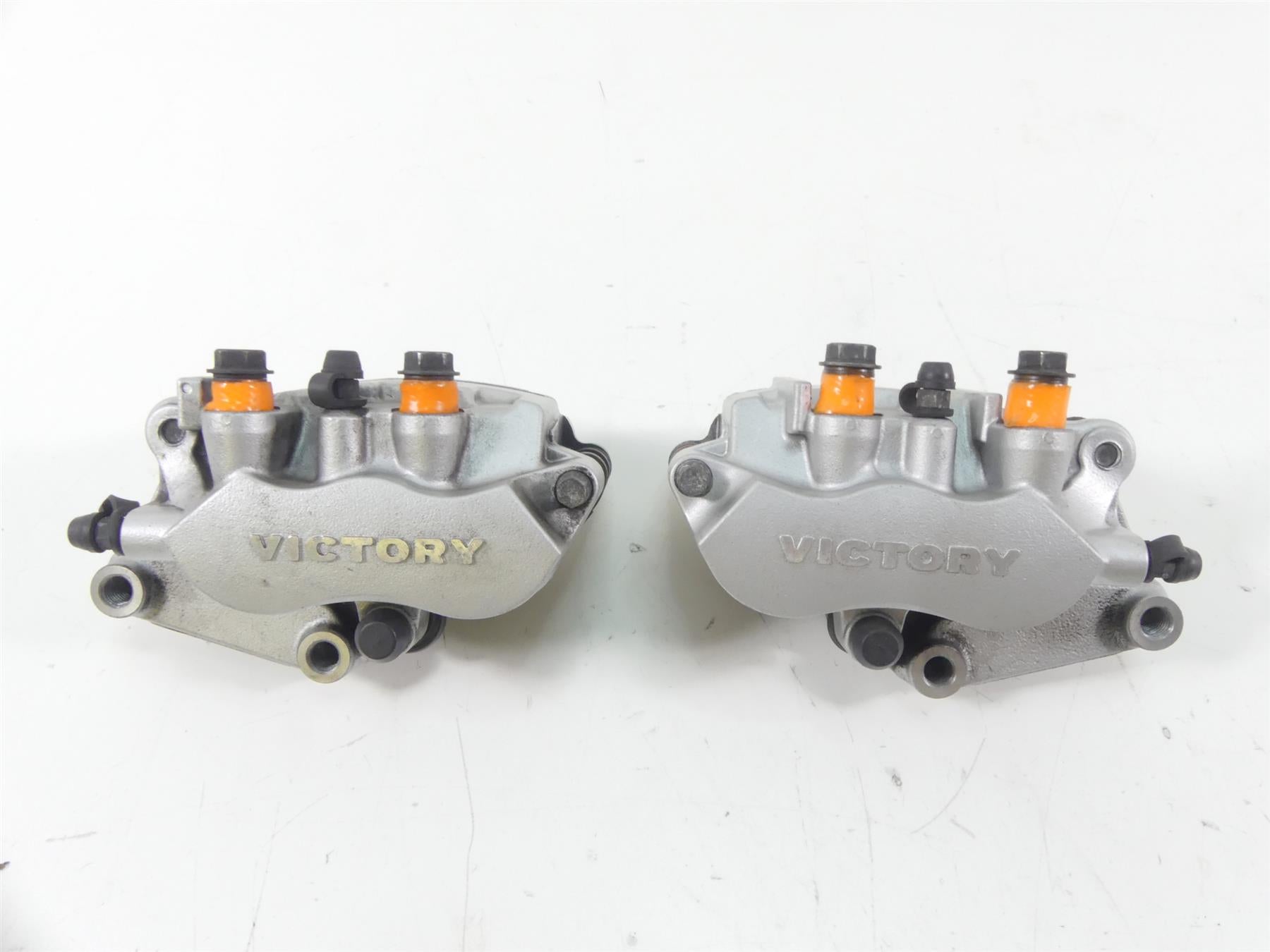 2009 Victory Vision Tour Front Brake Caliper Set 1910924 1911510 1910925 1911511 | Mototech271