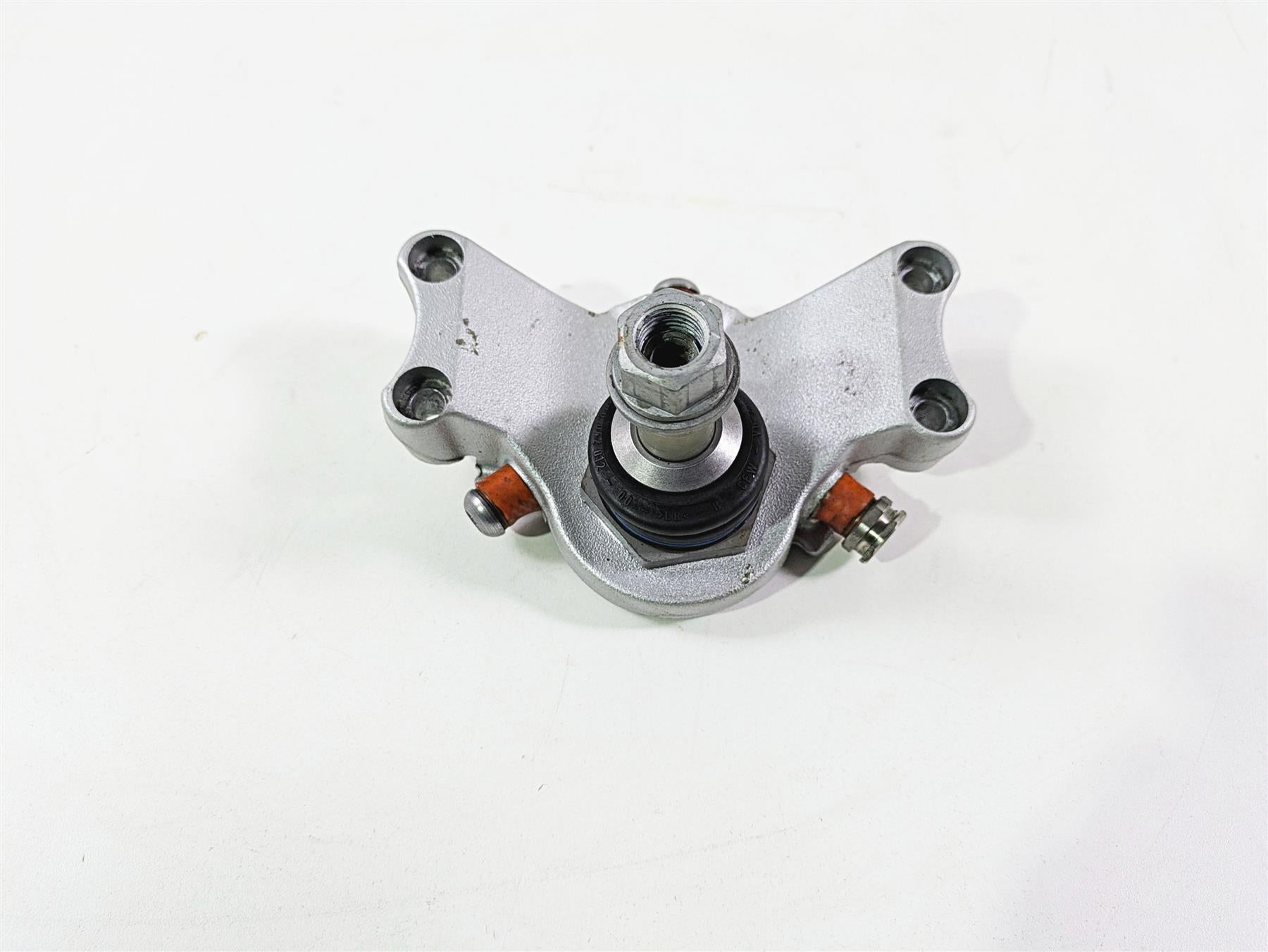 2010 BMW R1200RT K26 Showa Lower Triple Tree Cross & Ball Joint 31427707541 | Mototech271