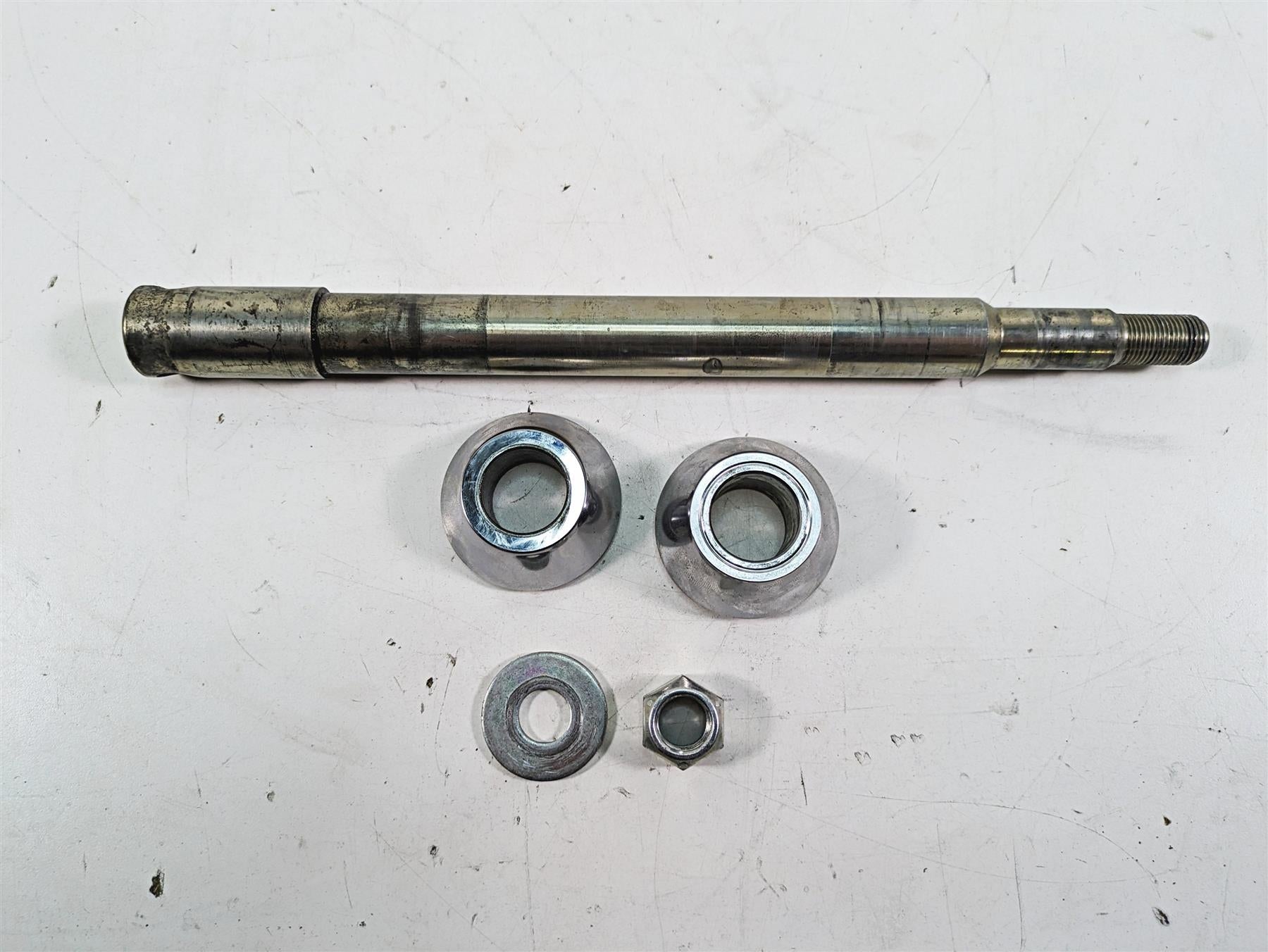 2009 Harley Dyna FXDFSE CVO Fat Bob Front Axle Wheel Spindle 1" 41547-07A {{ shop.shopifyCountryName }} - Mototech271