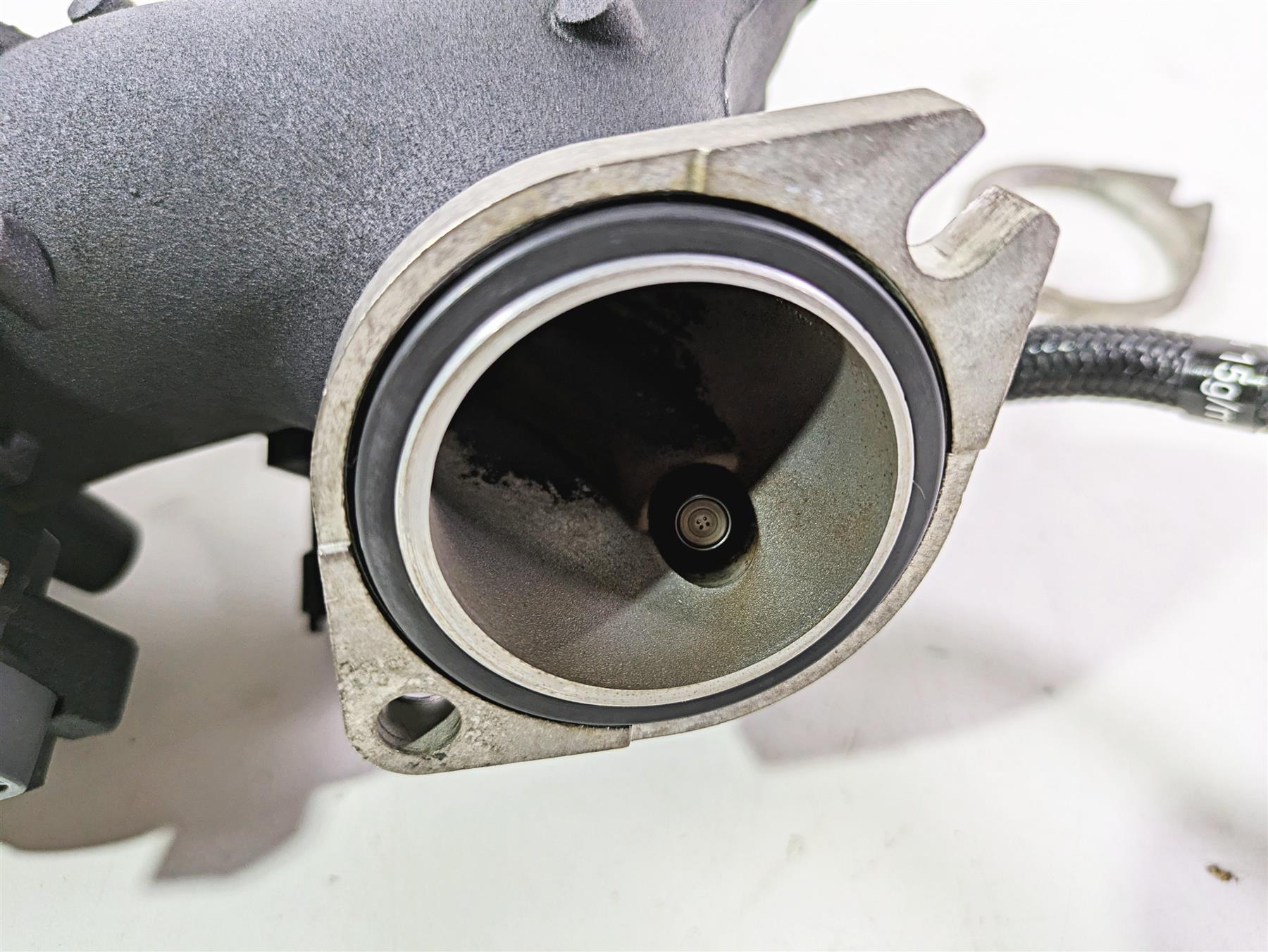2010 Harley Touring FLHX Street Glide Throttle Body Fuel Injection 27685-11A {{ shop.shopifyCountryName }} - Mototech271