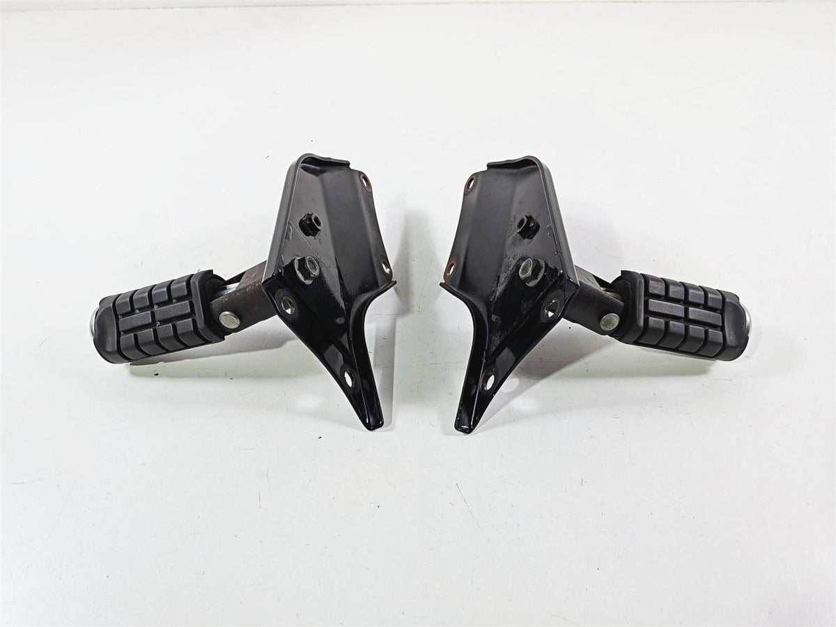 1997 Honda GL1500 CA Valkyrie Rear Passenger Footpeg Rest Set 50815-MZ0-000-Mototech271
