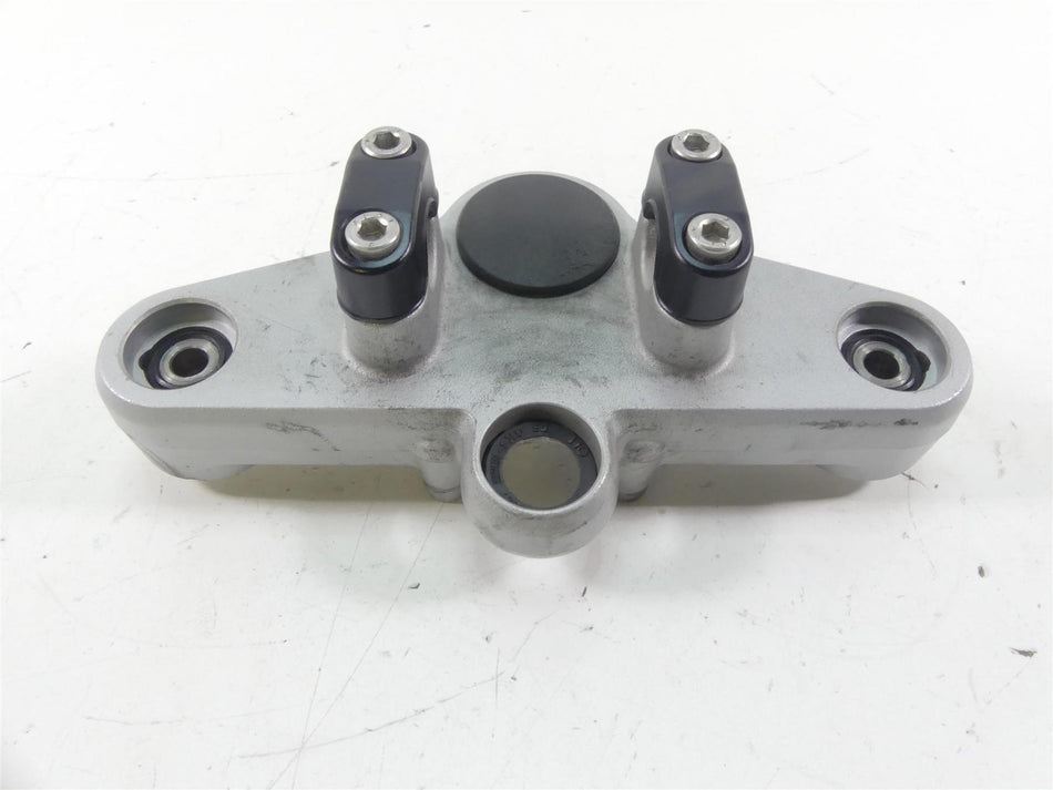 2003 BMW R1150 GS R21 Showa Upper Triple Tree Steering Clamp 31422314505 {{ shop.shopifyCountryName }} - Mototech271