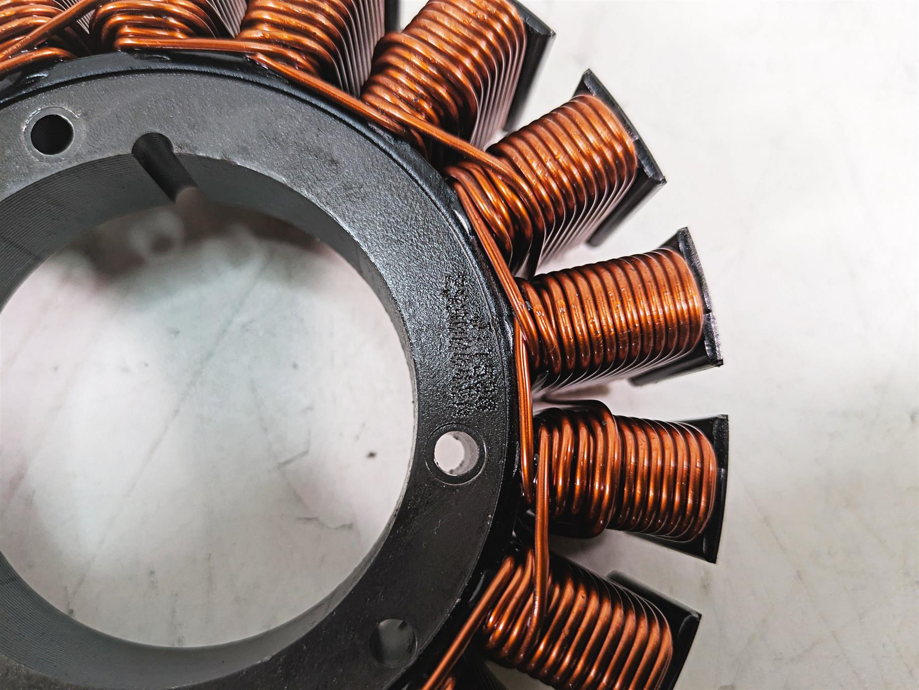 2020 Harley Softail FXBB Street Bob Stator Alternator Generator 29900042A {{ shop.shopifyCountryName }} - Mototech271