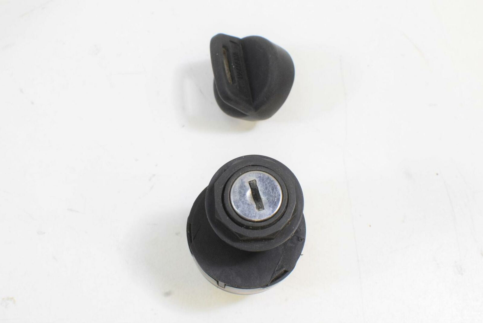 2016 Yamaha YXZ1000 R EPS Ignition Switch & Key 5UG-H2510-00 {{ shop.shopifyCountryName }} - Mototech271