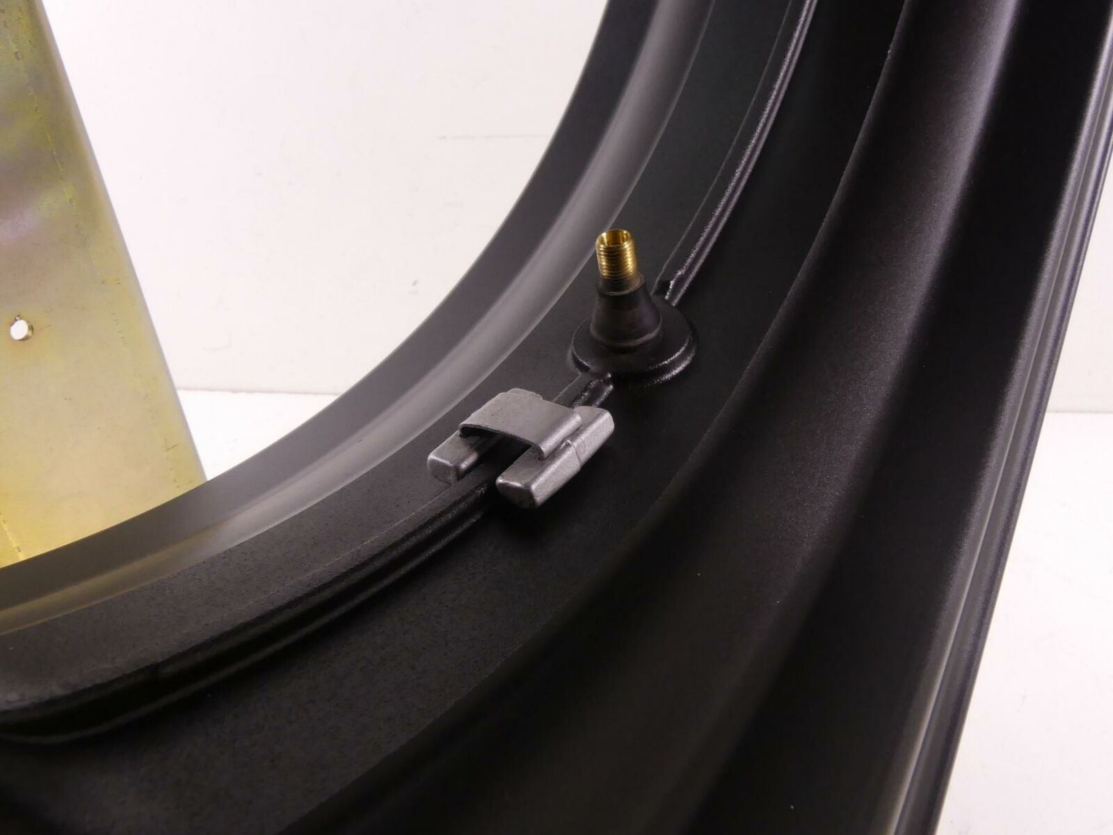 2012 Honda CBR600RR Rear Straight Enkei Rim Wheel 17x 5.5 42650-MFJ-308 {{ shop.shopifyCountryName }} - Mototech271