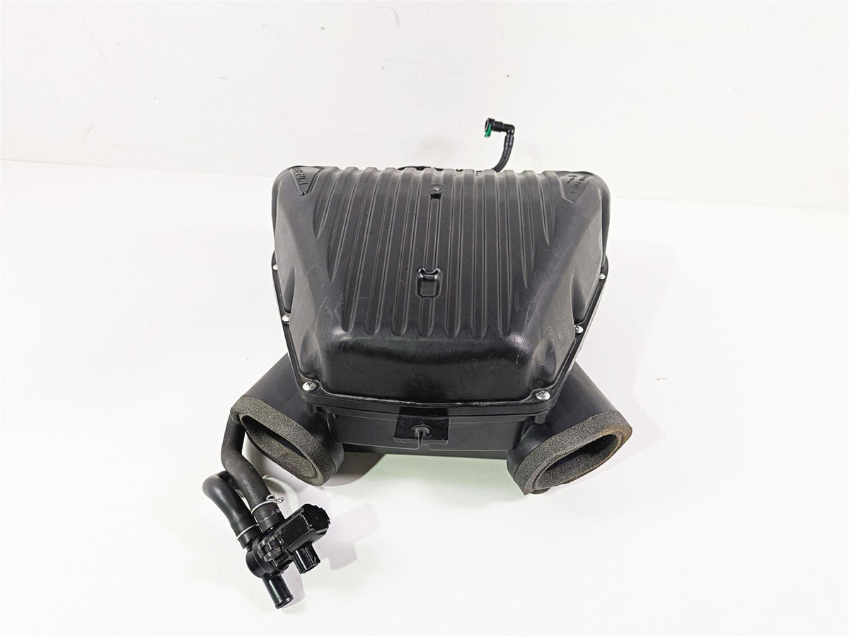 2023 Suzuki GSX1300 RR Hayabusa Air Cleaner Breather Filter Set 13720-10L00 {{ shop.shopifyCountryName }} - Mototech271