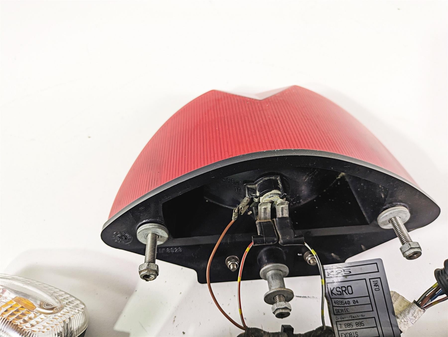 2006 BMW R1200GS K255 Adv Plate Holder Taillight Blinker Set 46627667683 {{ shop.shopifyCountryName }} - Mototech271