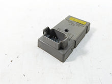 Load image into Gallery viewer, 2000 Harley FXSTS Softail Springer Tsm Turn Signal Flasher Module 68540-96
