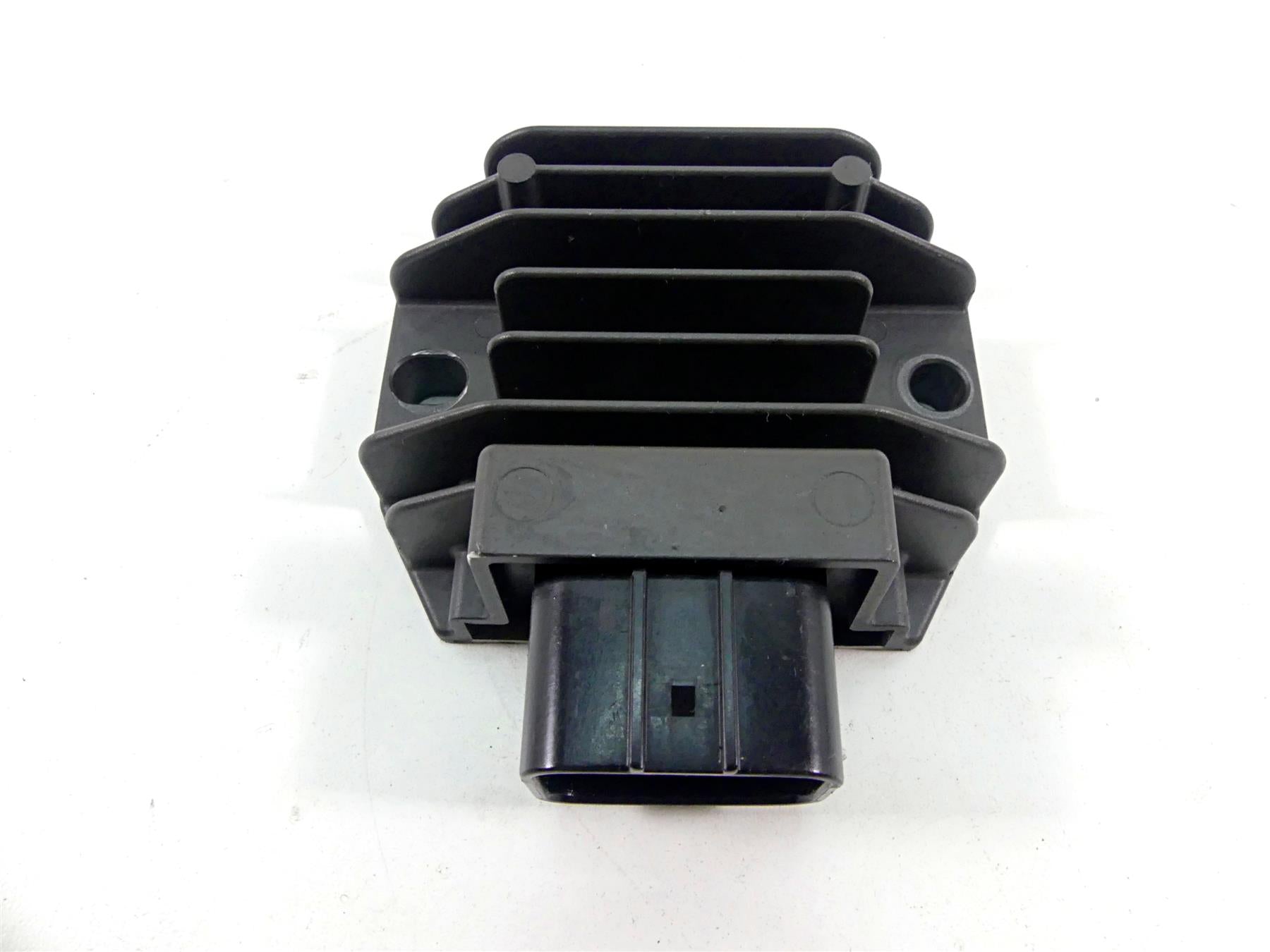 2016 KTM 1290 Super Duke R Rectifier Voltage Regulator 60311034000 FH022AA {{ shop.shopifyCountryName }} - Mototech271