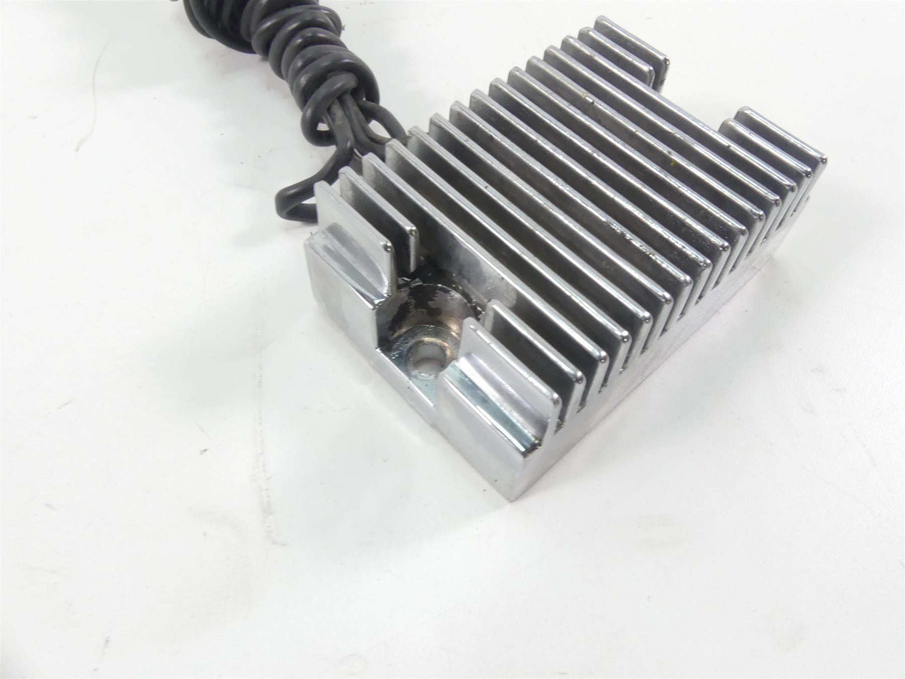 1999 Harley FXSTS Softail Springer Chrome Rectifier Voltage Regulator 74519-88B {{ shop.shopifyCountryName }} - Mototech271