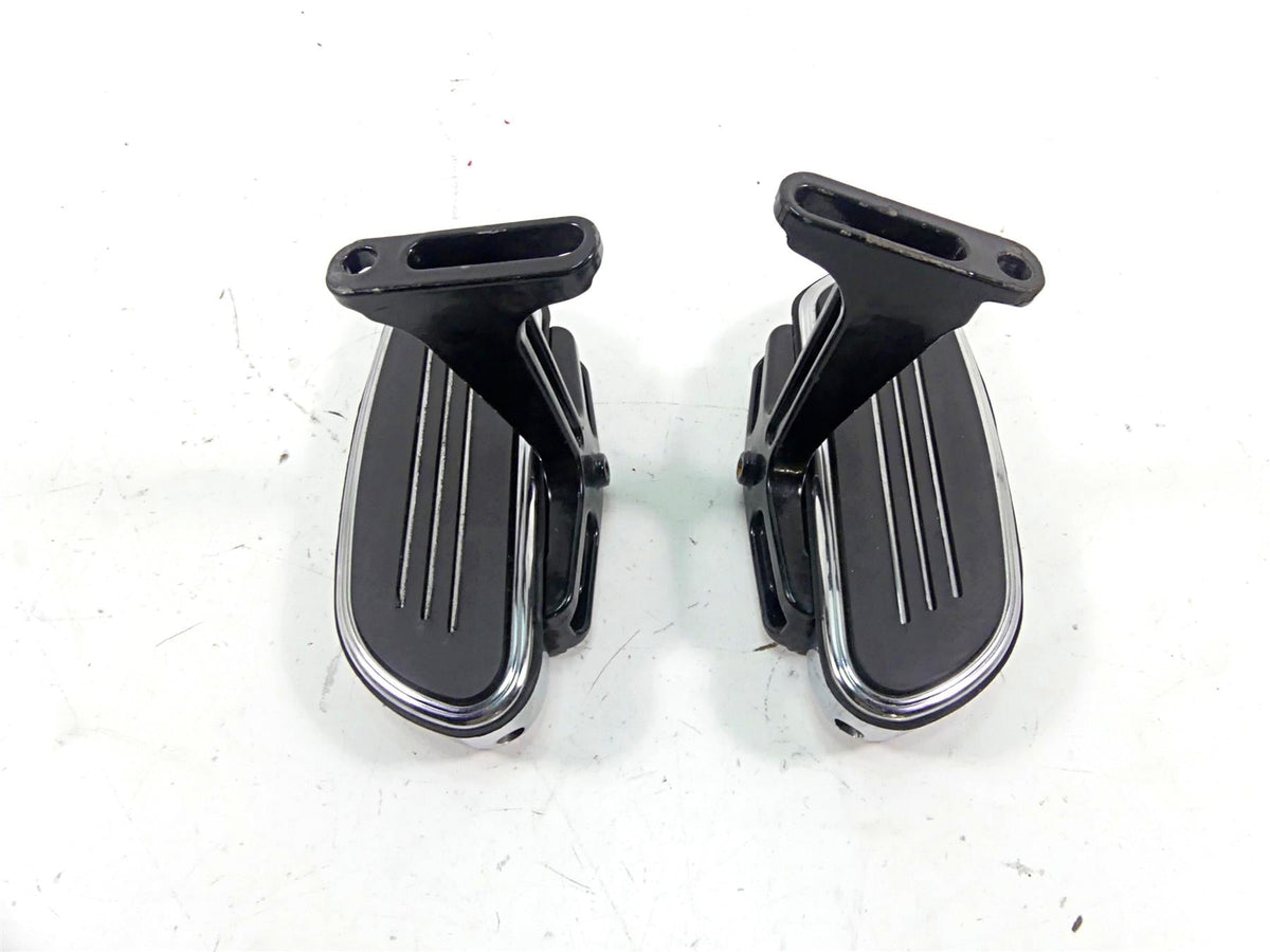 2006 Harley Touring FLHTCU SE E-Glide Rear Floorboard Floor Board Set 47373-04 {{ shop.shopifyCountryName }} - Mototech271