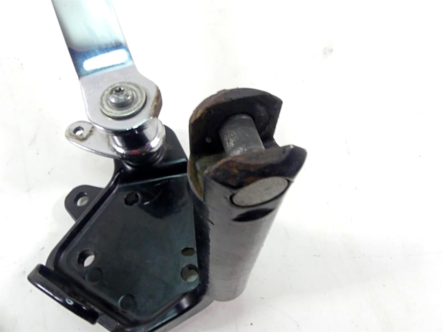 2011 Harley Softail FXS Blackline Forward Foot Peg Control Mount Set 42508-11BHP {{ shop.shopifyCountryName }} - Mototech271