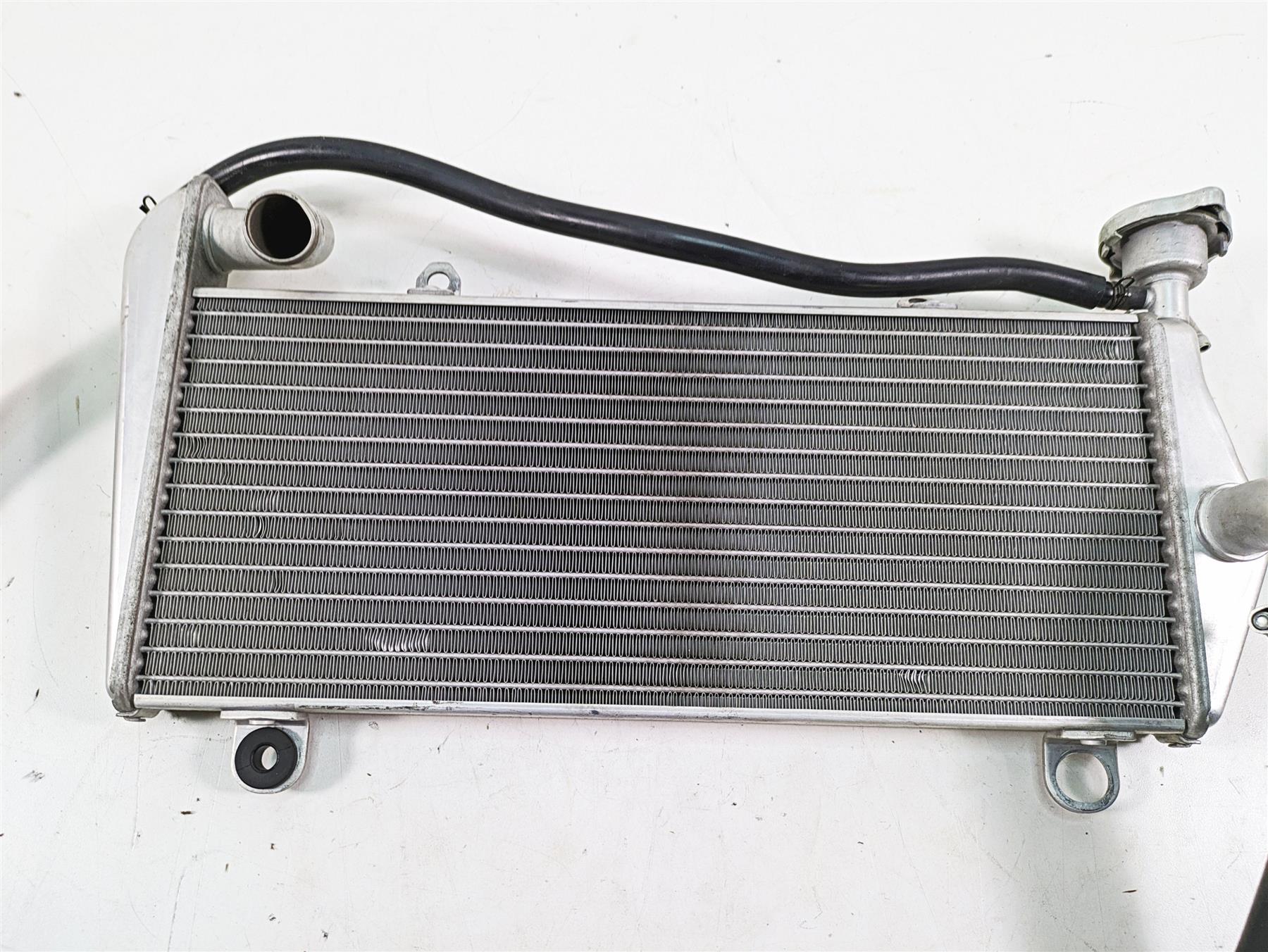 2016 Ducati Panigale 1299 S Upper Coolant Water Radiator 54840962B {{ shop.shopifyCountryName }} - Mototech271