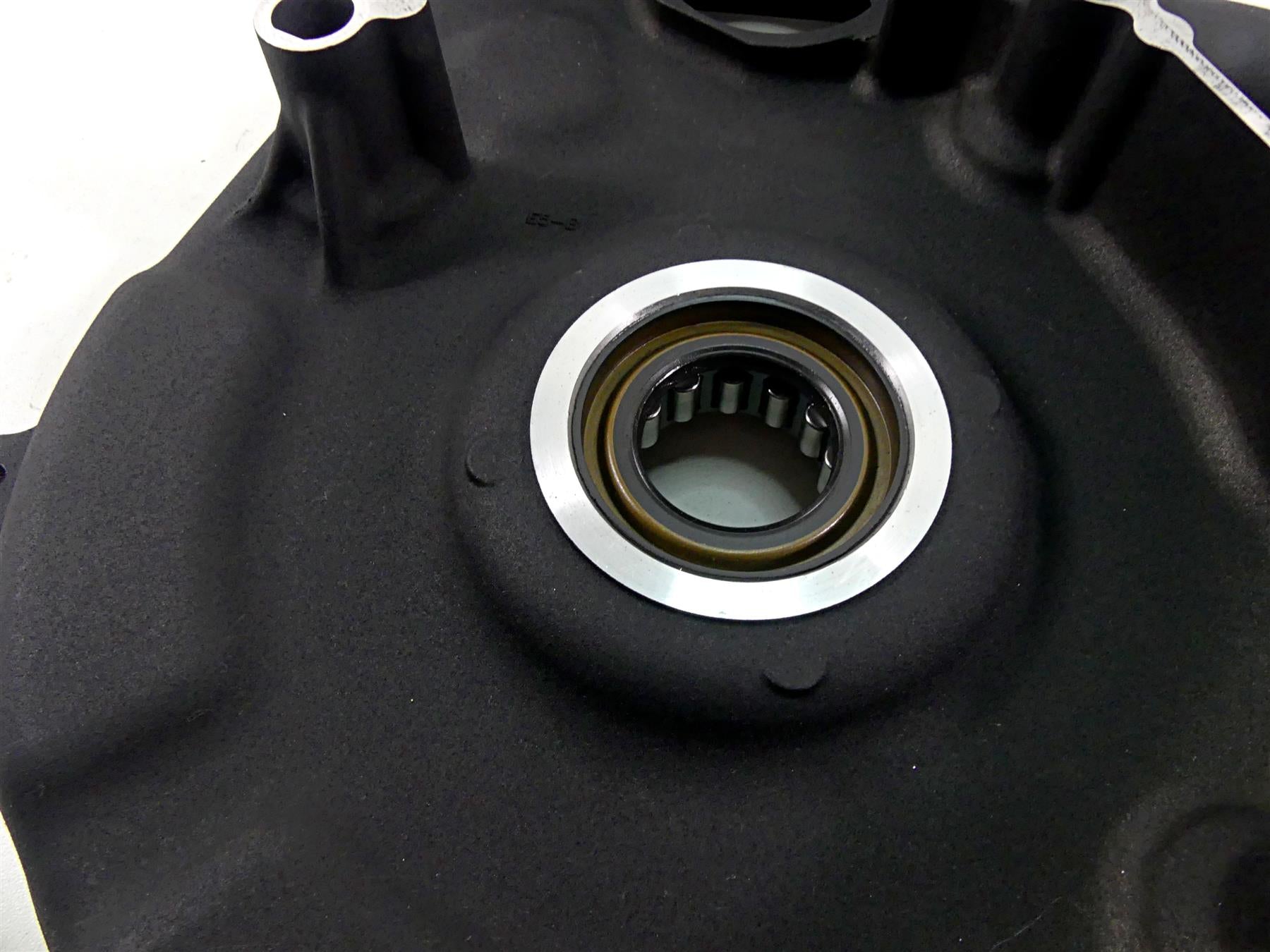 2010 Harley FXDF Dyna Fat Bob Inner Primary Drive Clutch Cover 60681-06B {{ shop.shopifyCountryName }} - Mototech271