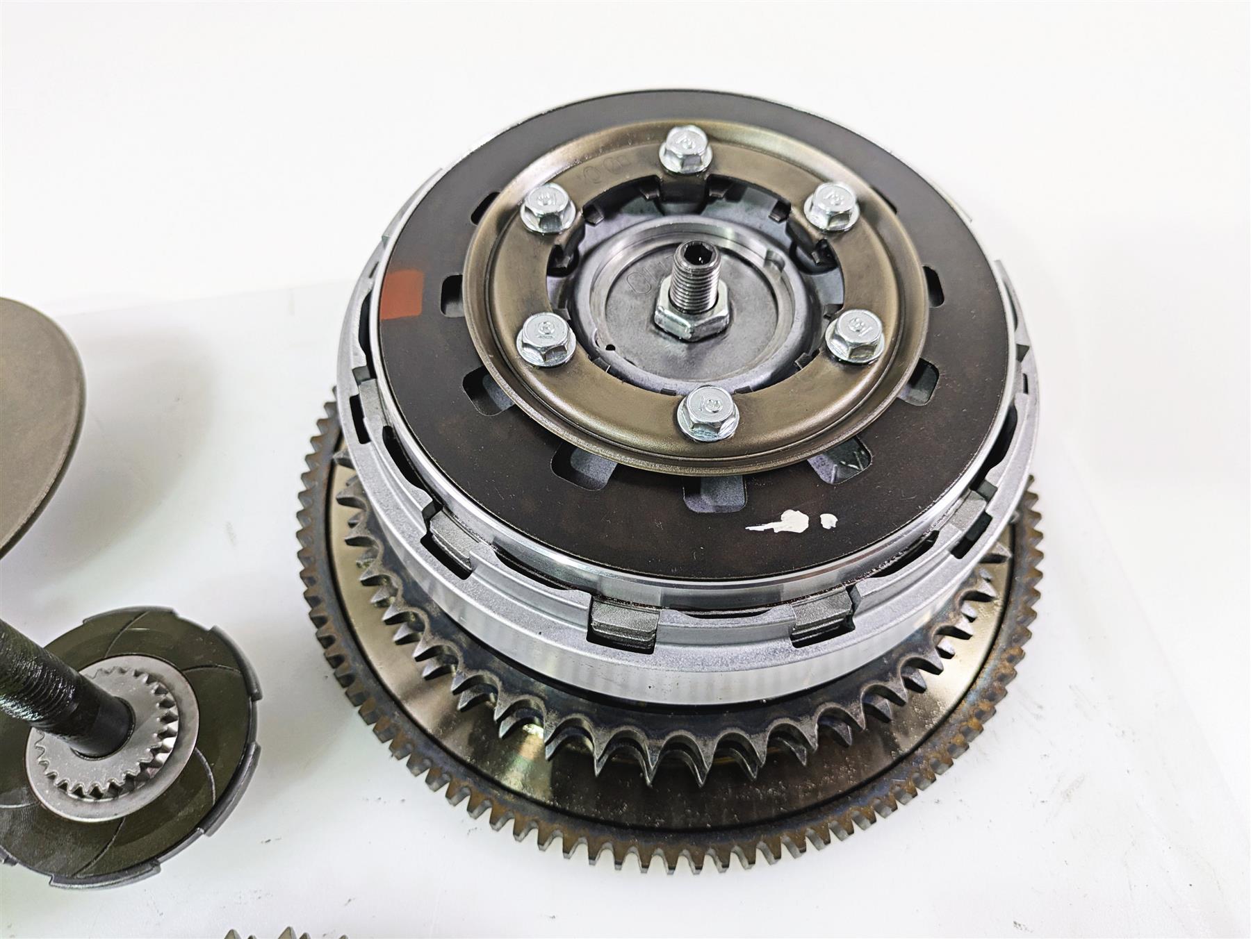2008 Harley FXCWC Softail Rocker Primary Drive Clutch Kit 37813-06A {{ shop.shopifyCountryName }} - Mototech271