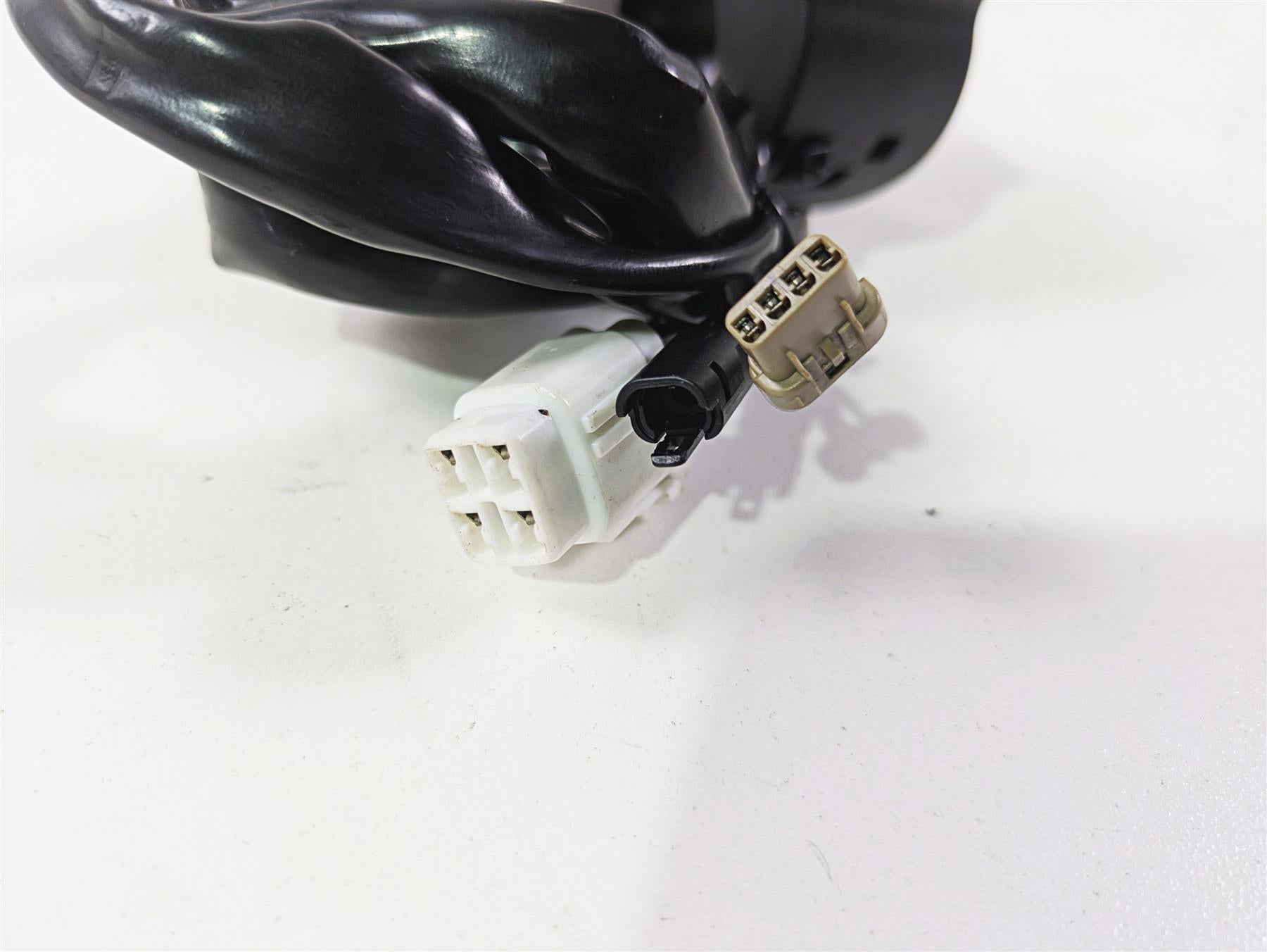 2018 KTM 1290 Super Duke R Right Hand Control Switch 61411174000 61411174100 {{ shop.shopifyCountryName }} - Mototech271