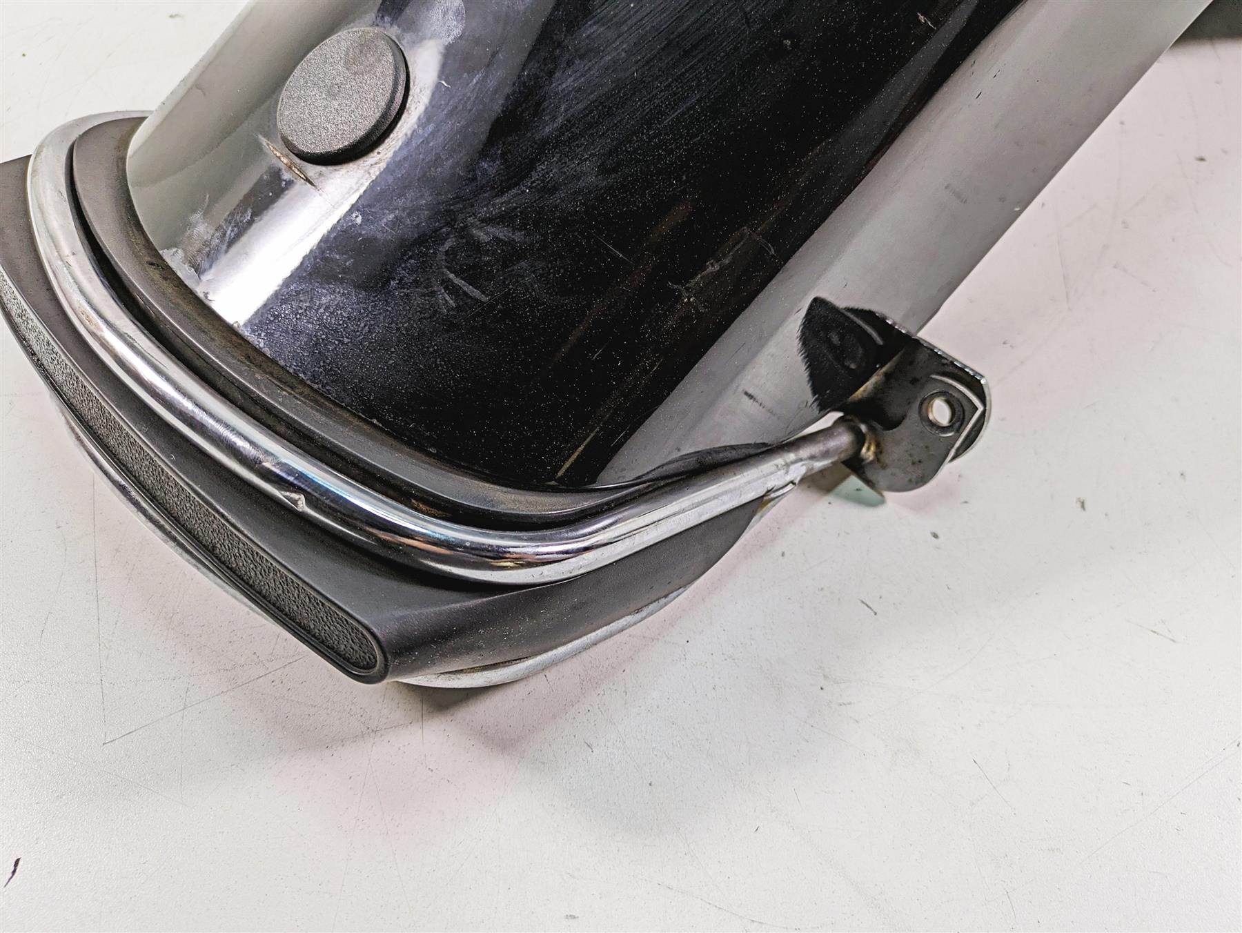 2011 Harley Touring FLHR Road King Rear Fender & Bumper -Scratches 59728-09 {{ shop.shopifyCountryName }} - Mototech271