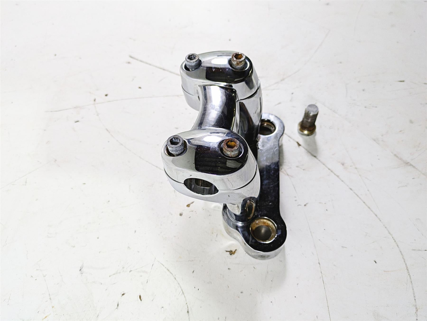 2005 Harley Softail FLSTSCI Heritage Springer Aftermarket Triple Tree & Risers {{ shop.shopifyCountryName }} - Mototech271