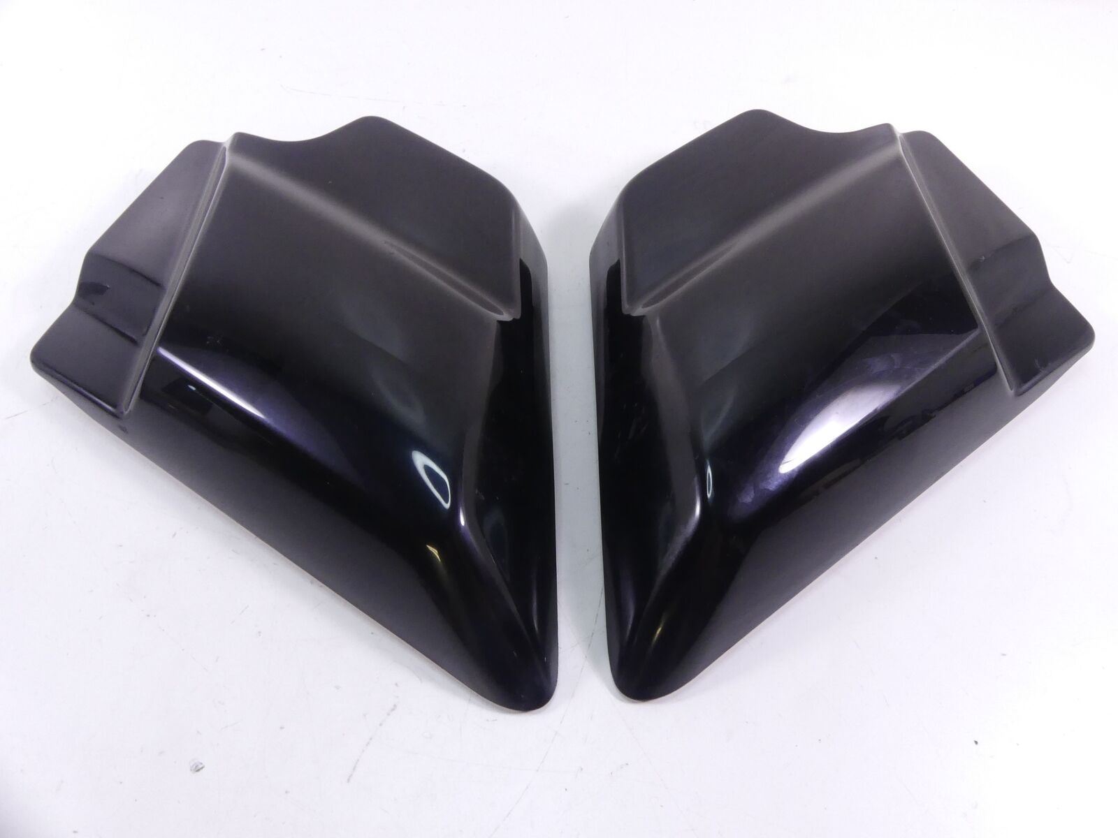 2010 Harley Touring FLHX Street Glide Side Cover Set -Domestic Black 66048-09A {{ shop.shopifyCountryName }} - Mototech271
