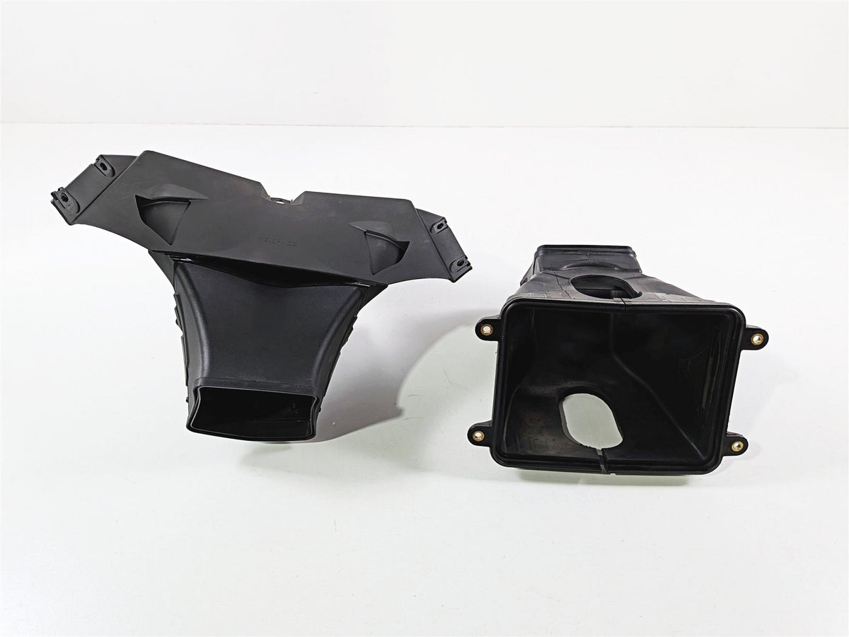 2019 Ducati Panigale V4S V4 S Corse Front Air Intake Duct Scoop Ram 44218952A 48411512A {{ shop.shopifyCountryName }} - Mototech271