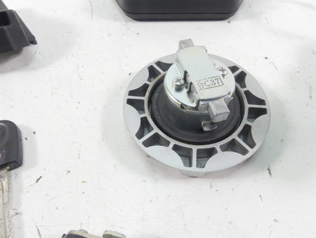 2018 Ducati Hypermotard 939 SP Speedometer Ignition Switch Key Set 12K 40611222C {{ shop.shopifyCountryName }} - Mototech271