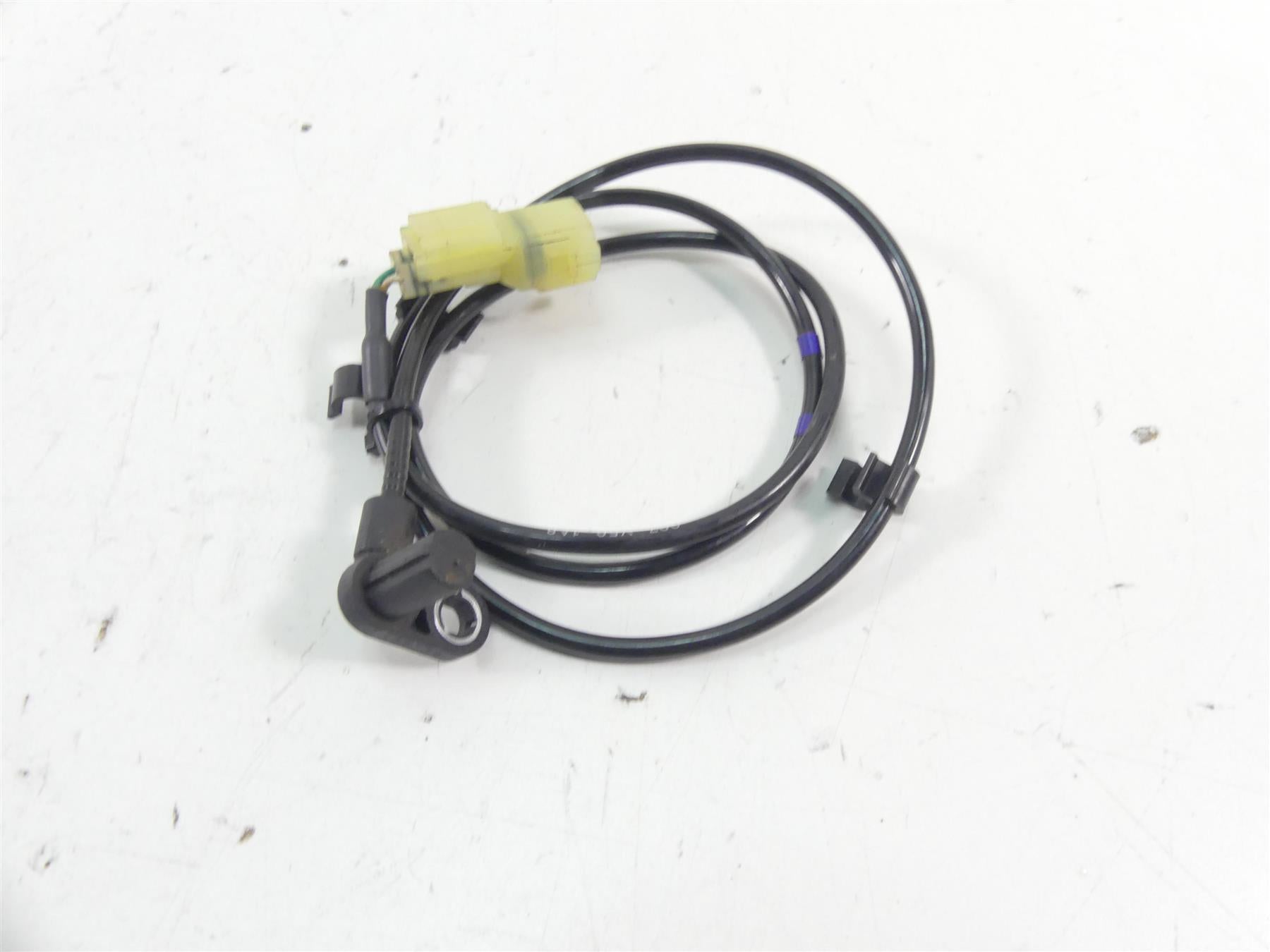 2017 Triumph Thruxton 1200 R Front Abs Brake Wheel Speed Sensor T2021672 {{ shop.shopifyCountryName }} - Mototech271