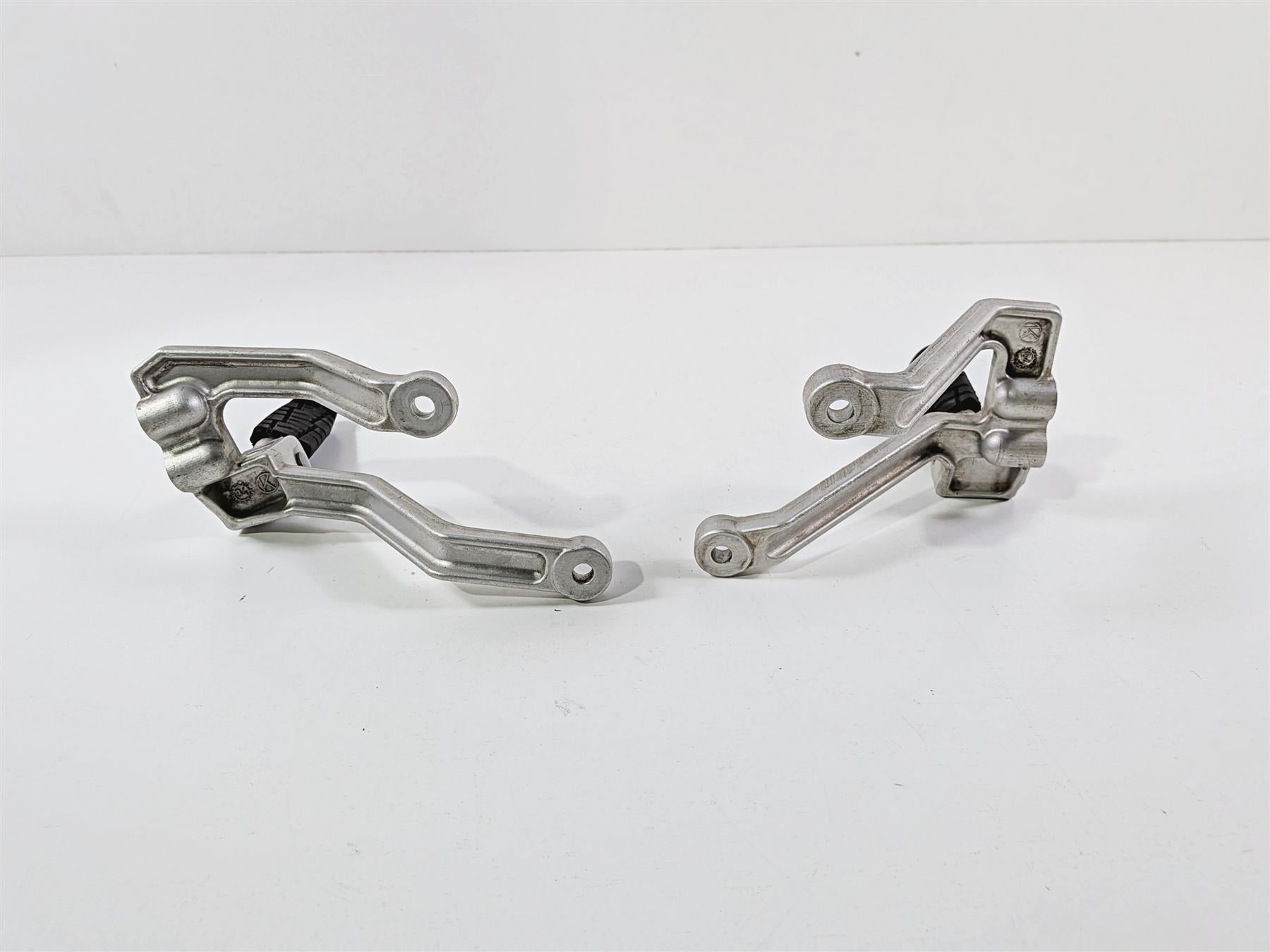2005 KTM 950 LC8 Adventure Passenger Foot Peg Rest Set 6000304900001S {{ shop.shopifyCountryName }} - Mototech271