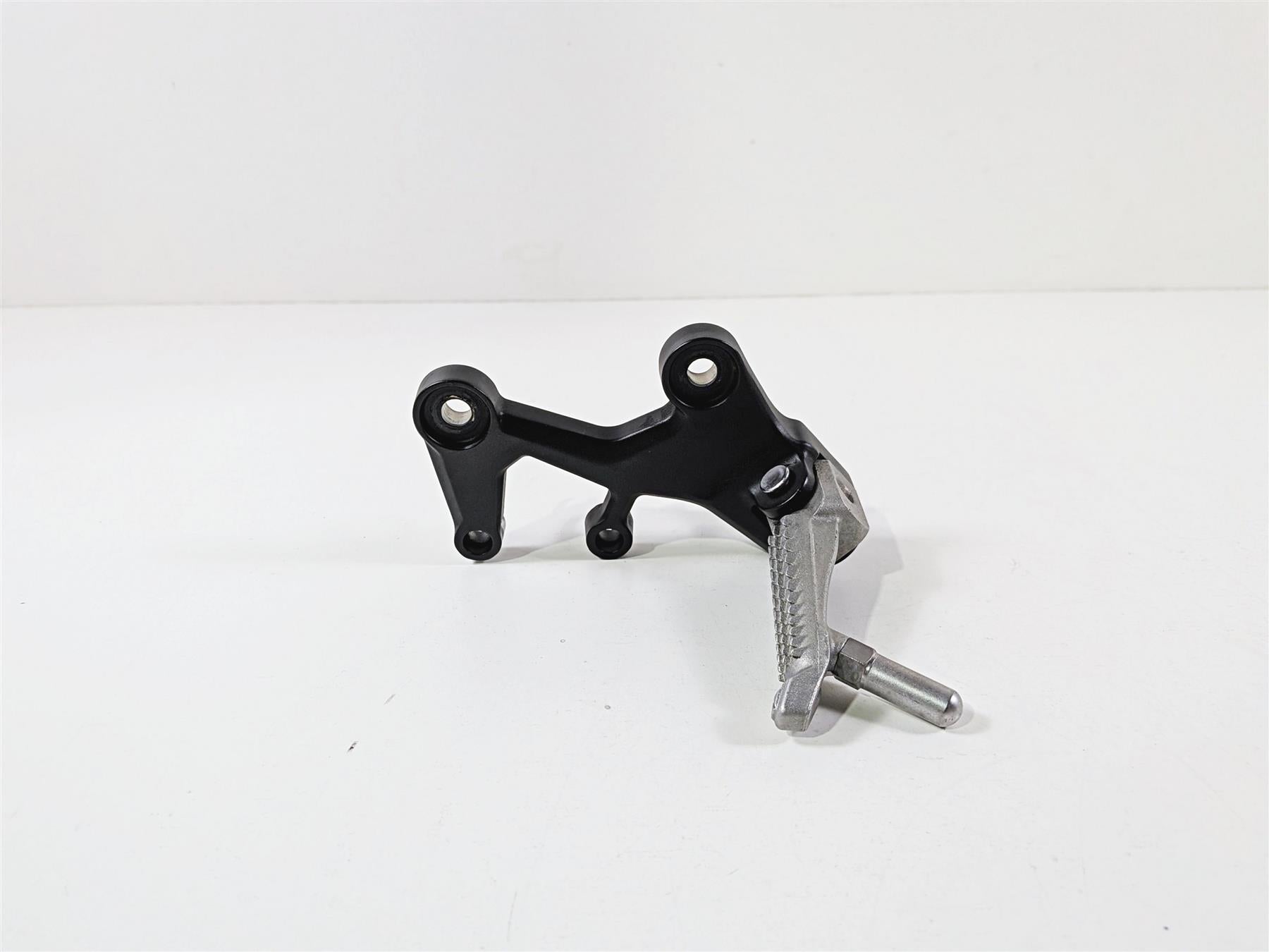 2024 Kawasaki EX500 Ninja 40th An. Right Front Rider Foot Peg & Mount 35063-1408 {{ shop.shopifyCountryName }} - Mototech271