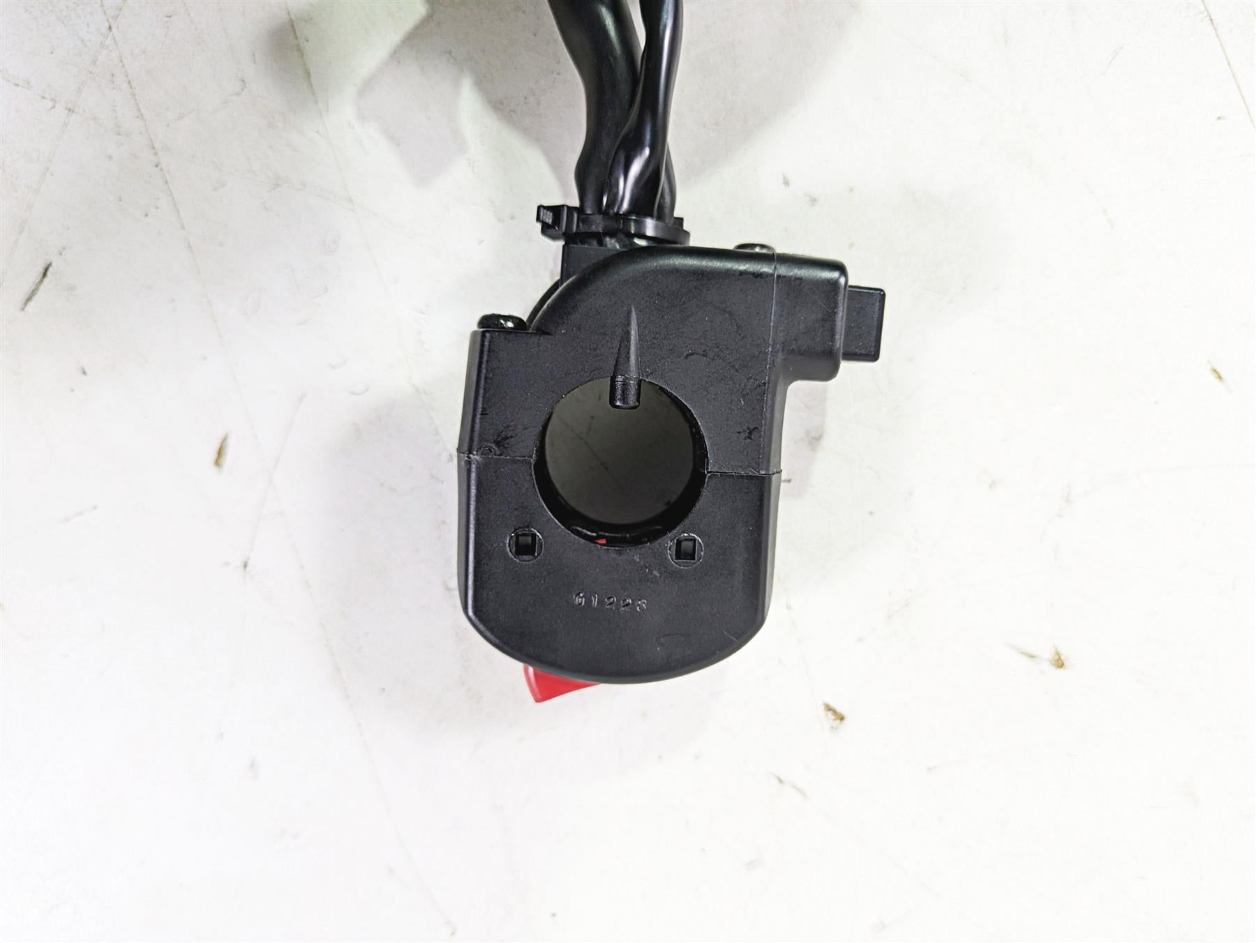 2008 Honda CBR1000RR SC59 Right Hand Start Stop Control Switch 35130-MFL-000 {{ shop.shopifyCountryName }} - Mototech271