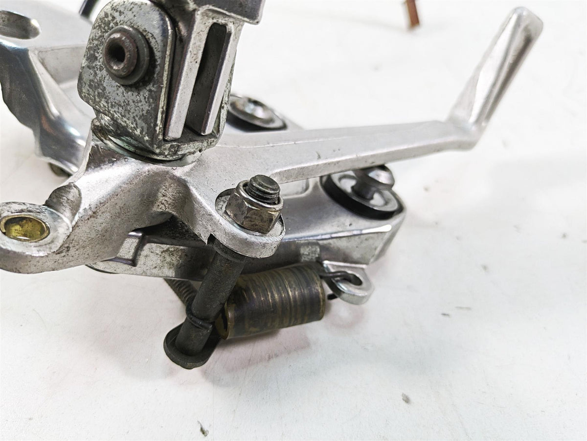 2002 Yamaha FZ1 FZS1000 Fazer Right Rider Footpeg & Brake Pedal 5LV-27443-01-00 {{ shop.shopifyCountryName }} - Mototech271