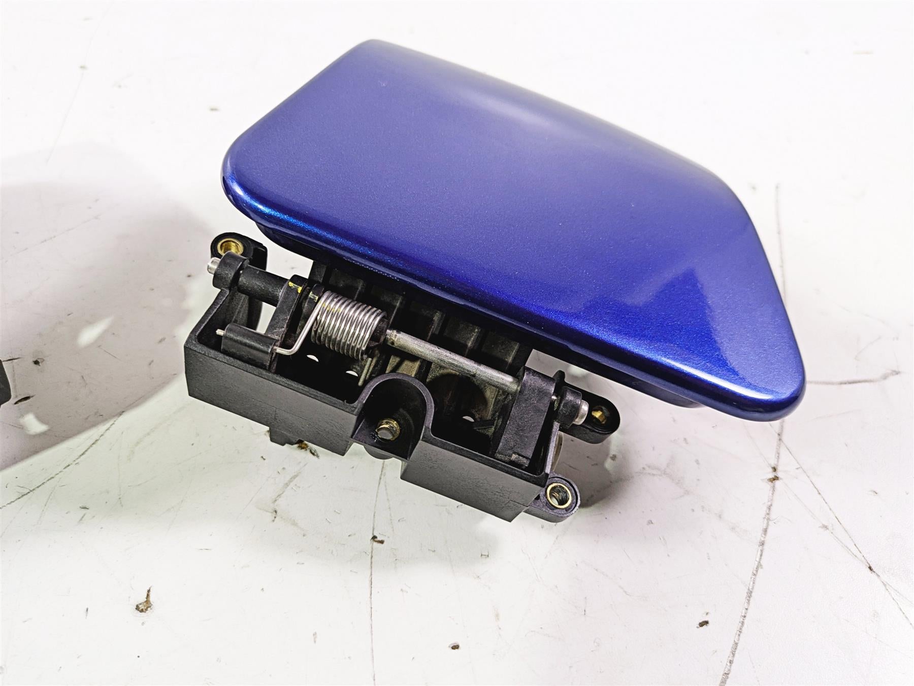 2016 Harley Touring FLTRX Road Glide Front Inner Fairing Door Set 76000376 {{ shop.shopifyCountryName }} - Mototech271