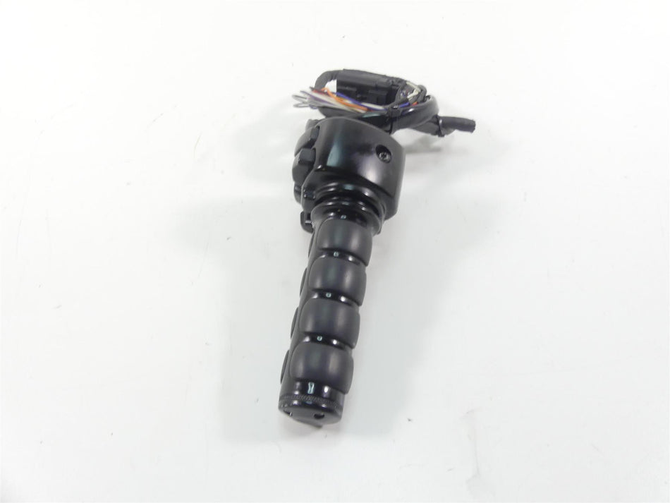2013 Harley Touring FLHX Street Glide Right Hand Control Switch -Read 71684-06A {{ shop.shopifyCountryName }} - Mototech271