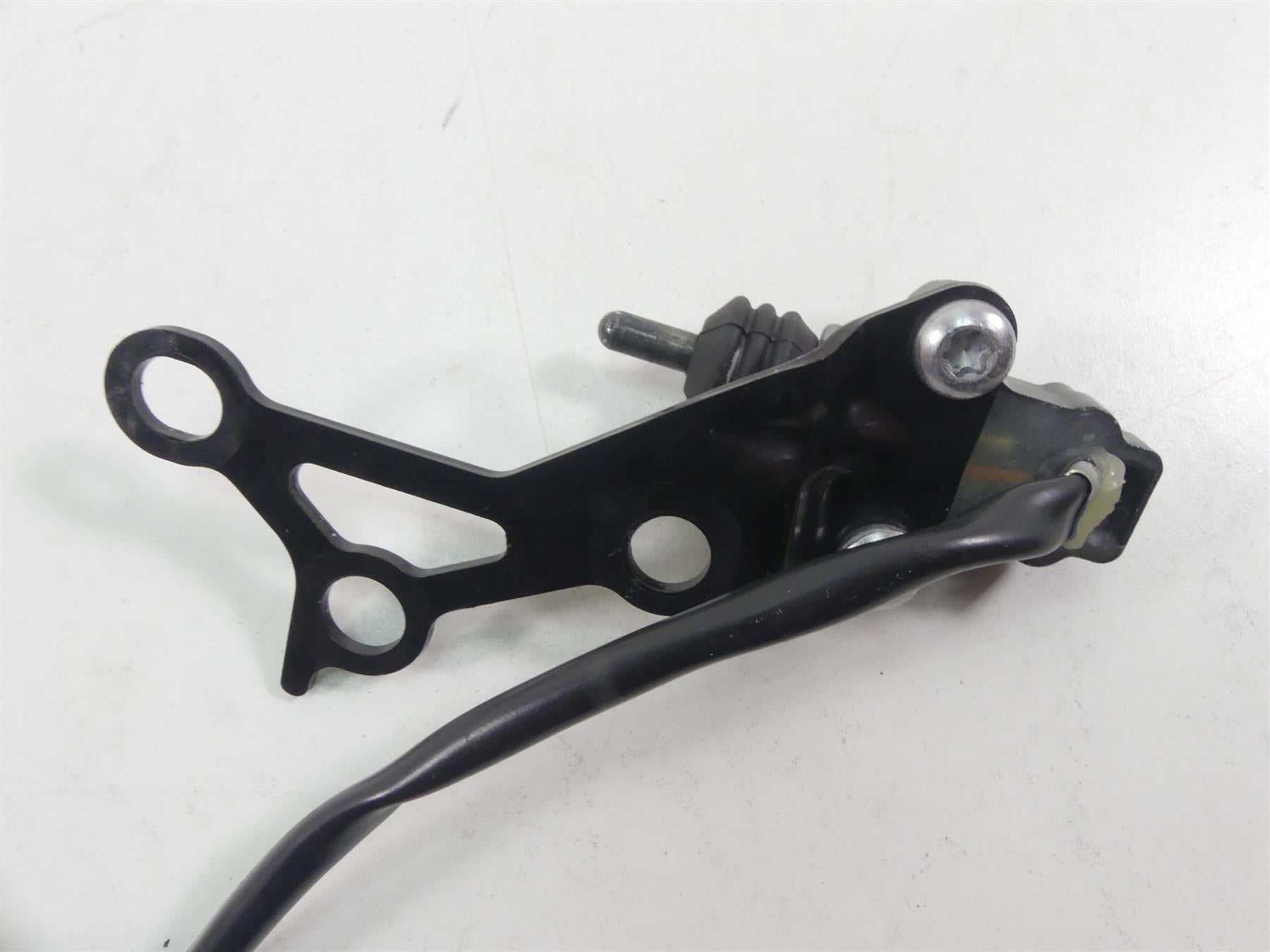2020 Triumph Speed Triple RS 1050 Side Kickstand Stand Safety Switch T2089733 {{ shop.shopifyCountryName }} - Mototech271