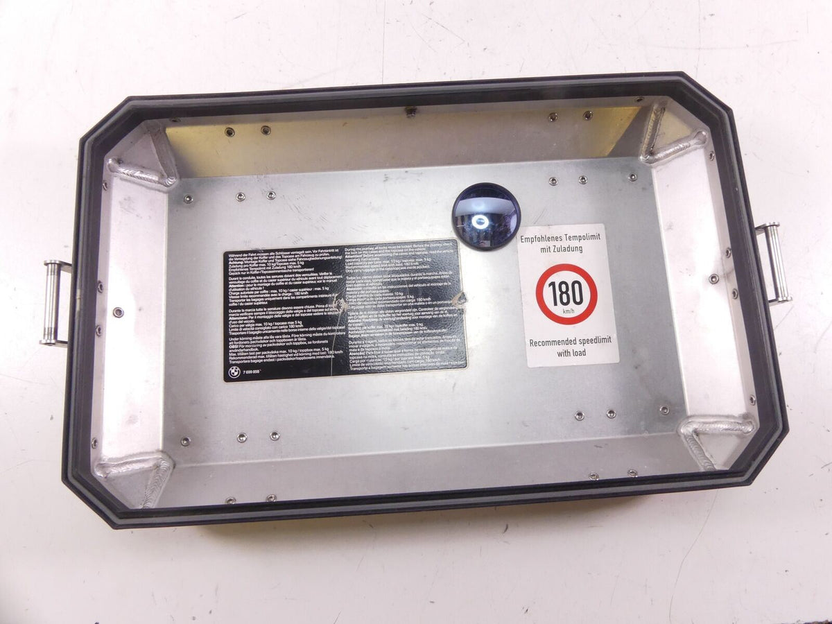2008 BMW R1200GS K255 Adv Right Saddlebag Luggage Case Carrier 77418566457 {{ shop.shopifyCountryName }} - Mototech271