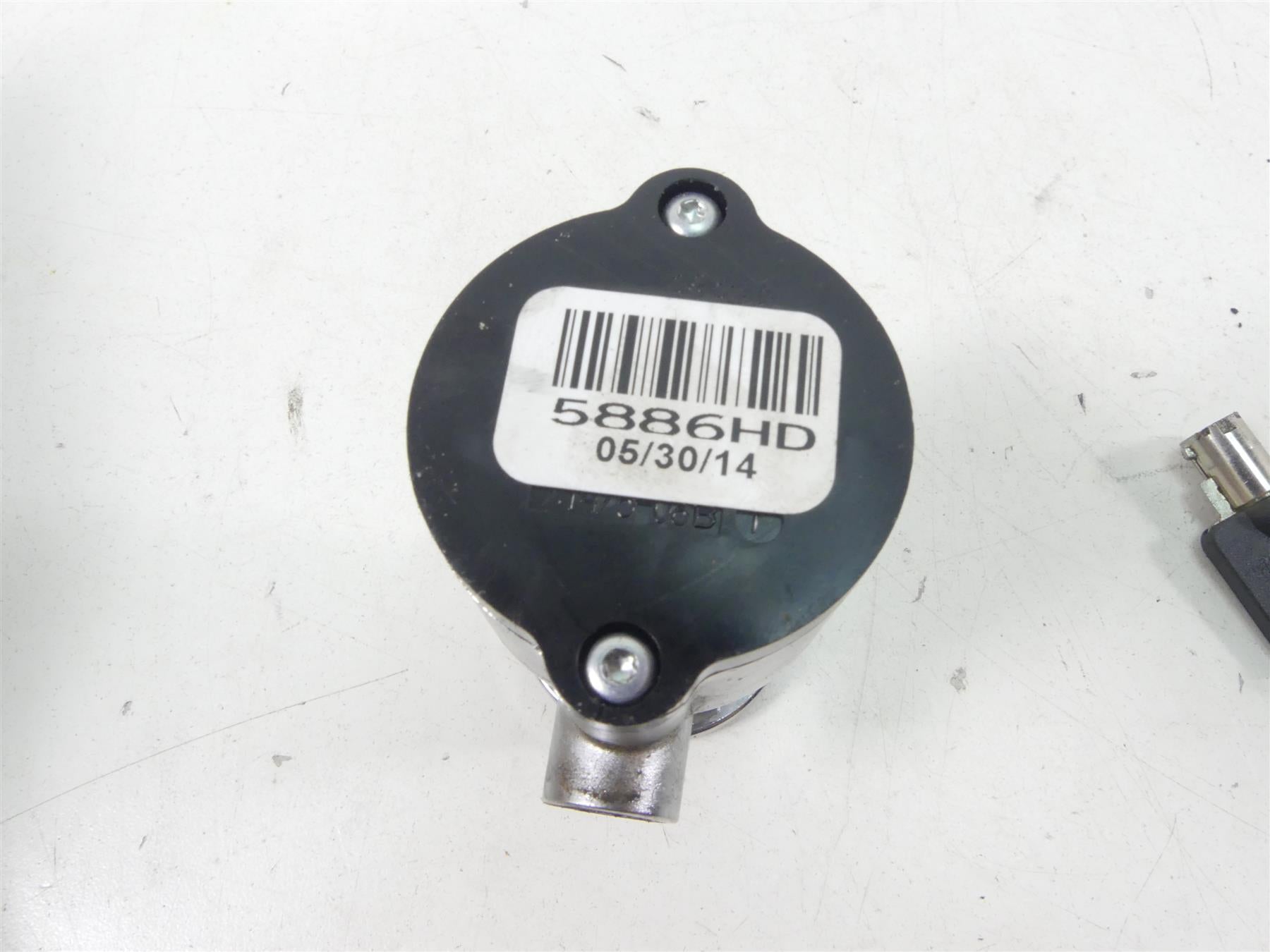 2014 Harley FXDL Dyna Low Rider Steering Fork Lock & Key 71475-06 {{ shop.shopifyCountryName }} - Mototech271