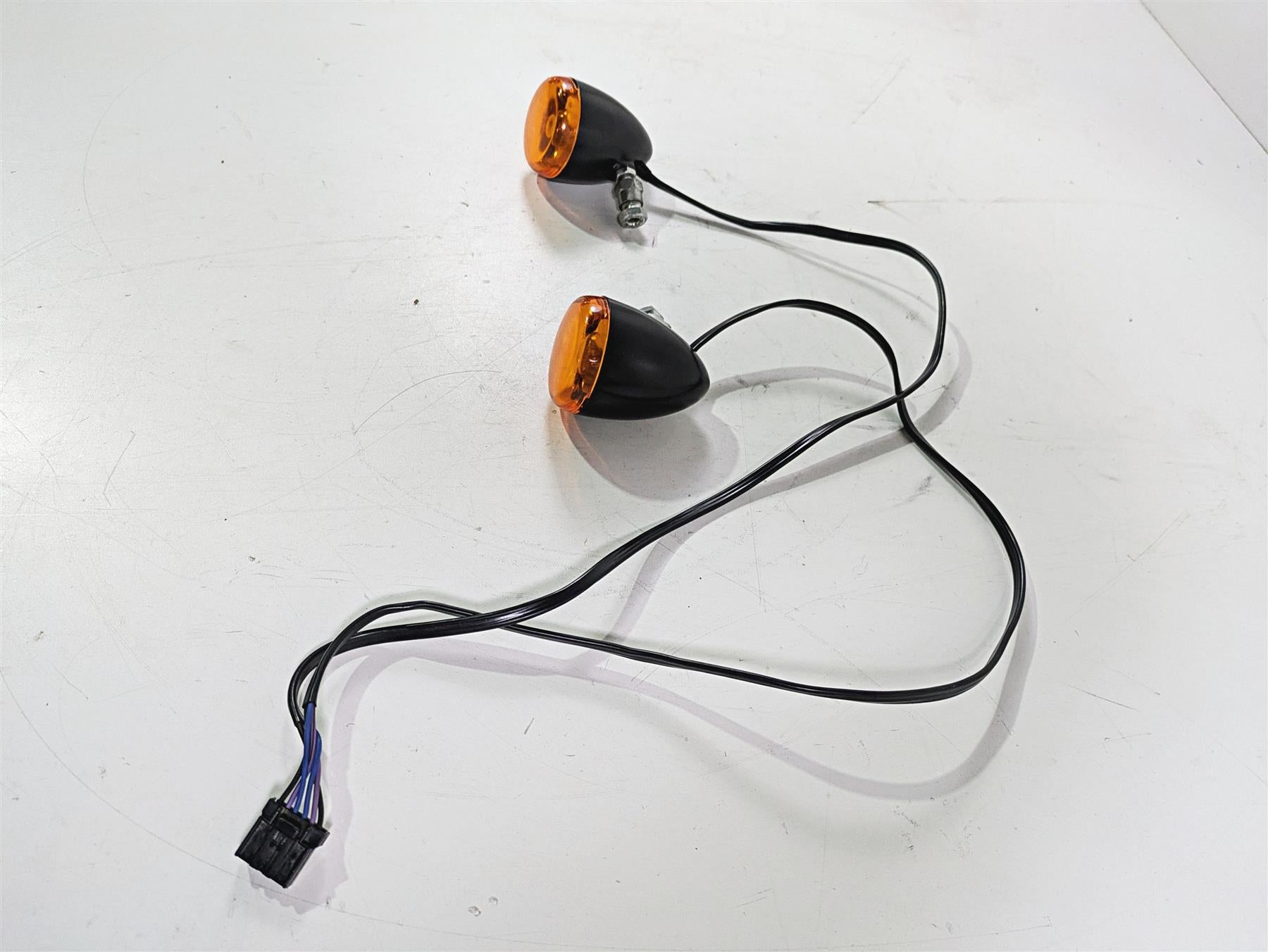 2006 Harley VRSCR Street V-Rod Front Blinker Turn Signal Set 68804-06 {{ shop.shopifyCountryName }} - Mototech271