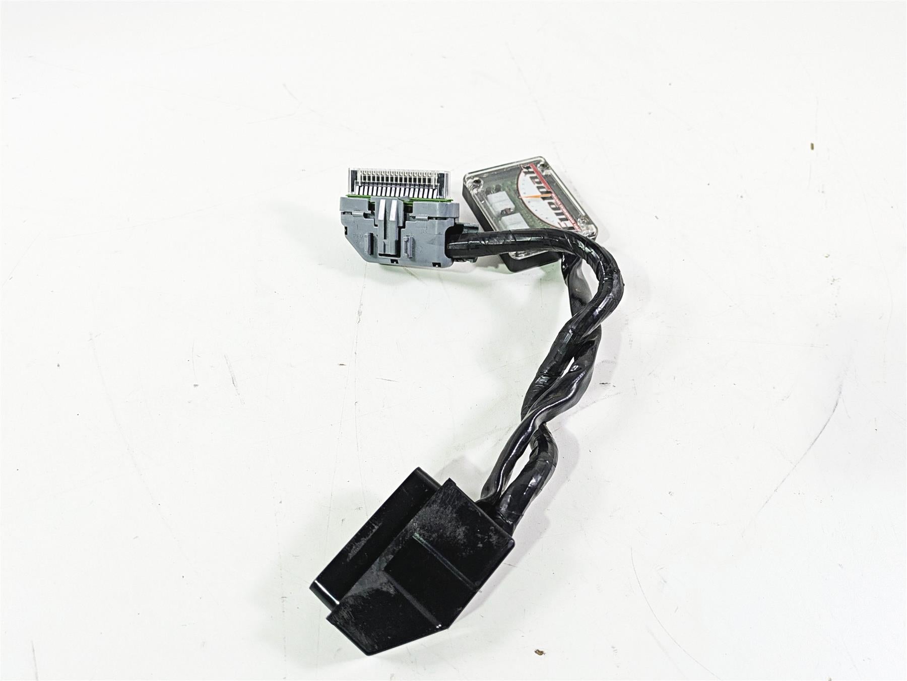2008 Harley FLSTSB Cross Bones Vance Hines Fuelpak Fuel Pak Management System {{ shop.shopifyCountryName }} - Mototech271