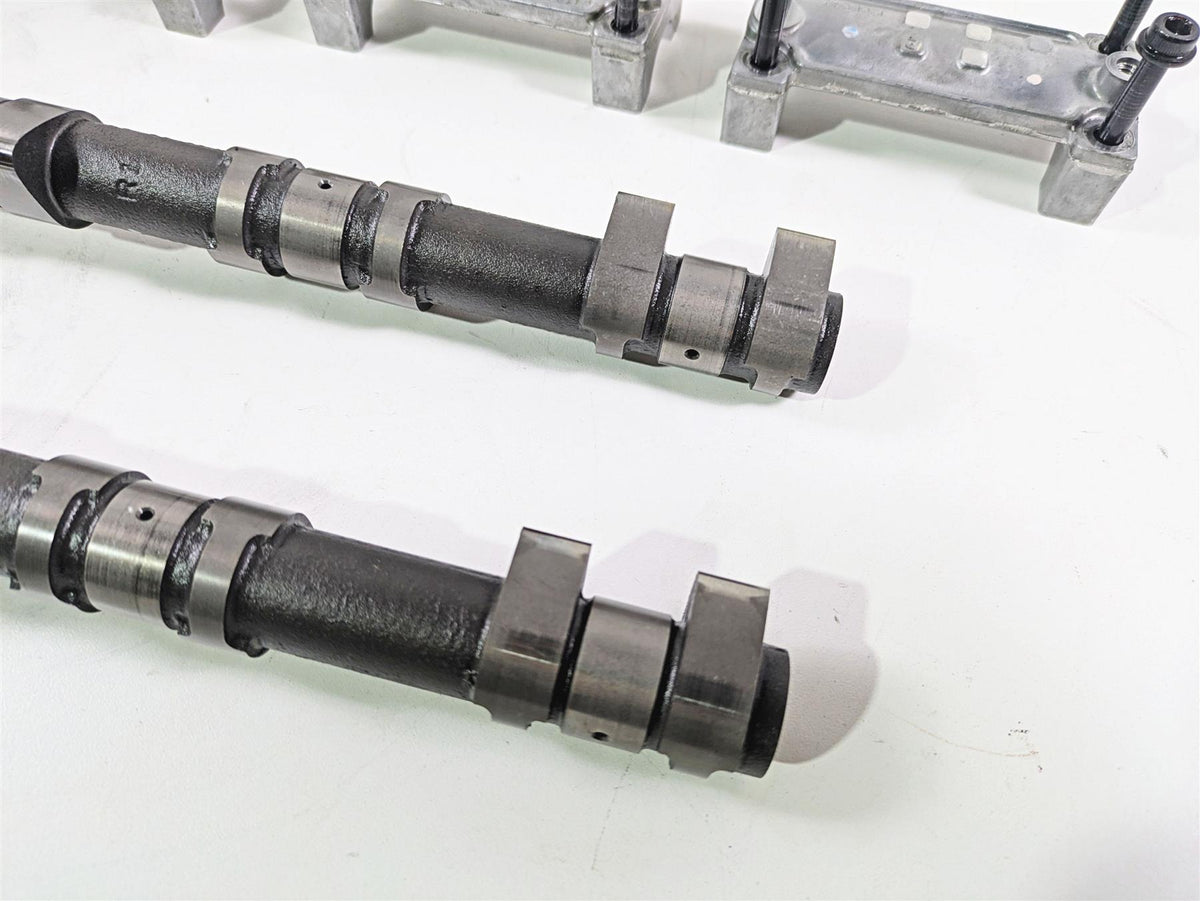 2020 Kawasaki Z900 ZR900 Camshaft Cam Shaft Set 49118-0942 49118-0979 {{ shop.shopifyCountryName }} - Mototech271