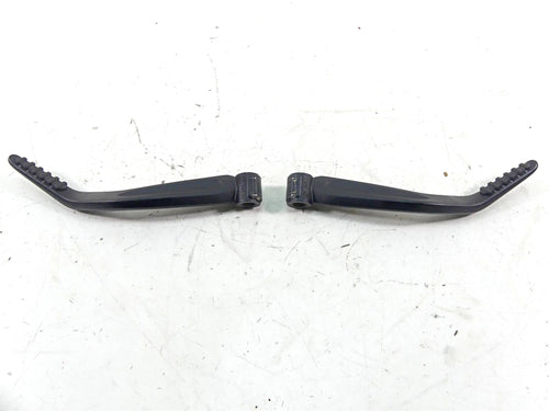 2013 Ducati Diavel Red Rear Passenger Footpeg Foot Peg Set 46520671A 46520661A | Mototech271