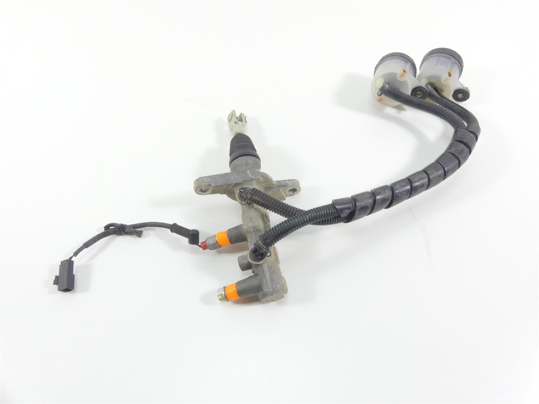 2018 Can Am Maverick X3 Turbo STD Main Brake Master Cylinder 705601549 705601863 {{ shop.shopifyCountryName }} - Mototech271