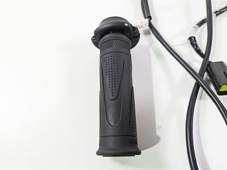 2024 Triumph Tiger 900 GT Heated Hand Grips Throttle & Sensor Set T2042078 {{ shop.shopifyCountryName }} - Mototech271