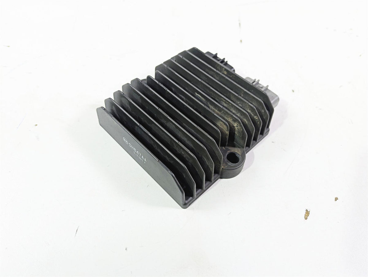 2020 Suzuki V-Strom 1050 XT Rectifier Voltage Regulator SH847AA 32800-31J00 {{ shop.shopifyCountryName }} - Mototech271