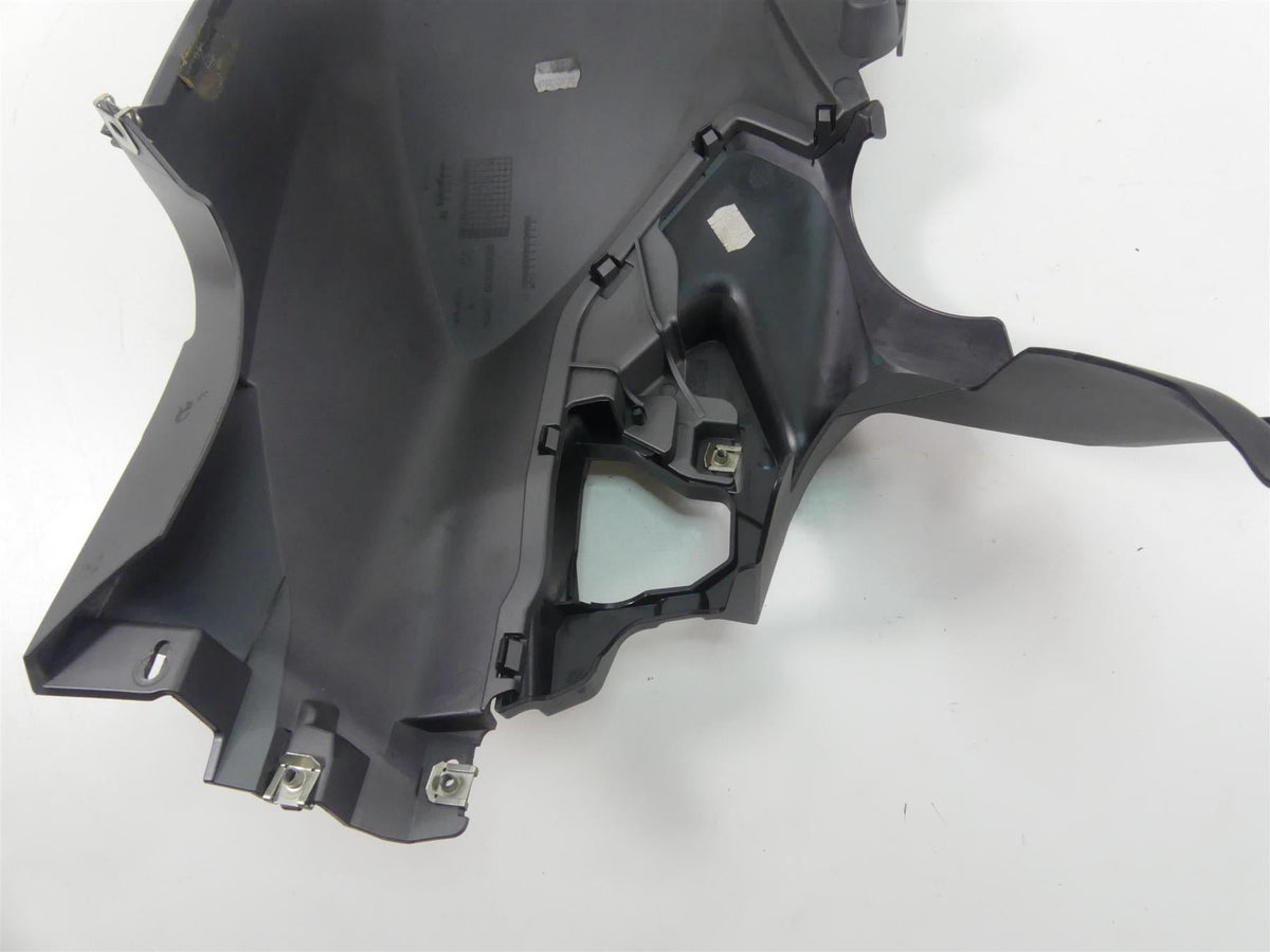 2019 BMW R1250GS K50 Right Main Tank Fairing Cover 46638563502 46638563504 {{ shop.shopifyCountryName }} - Mototech271