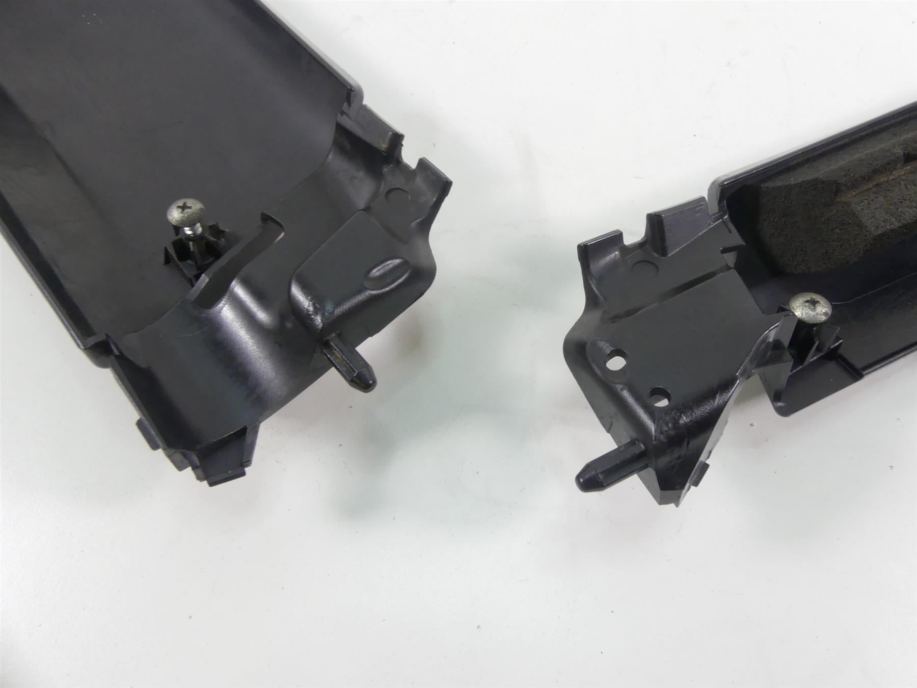 2007 Suzuki M109R VZR1800 Boulevard Radiator Side Fairing Cover Set 47561-48G00 {{ shop.shopifyCountryName }} - Mototech271