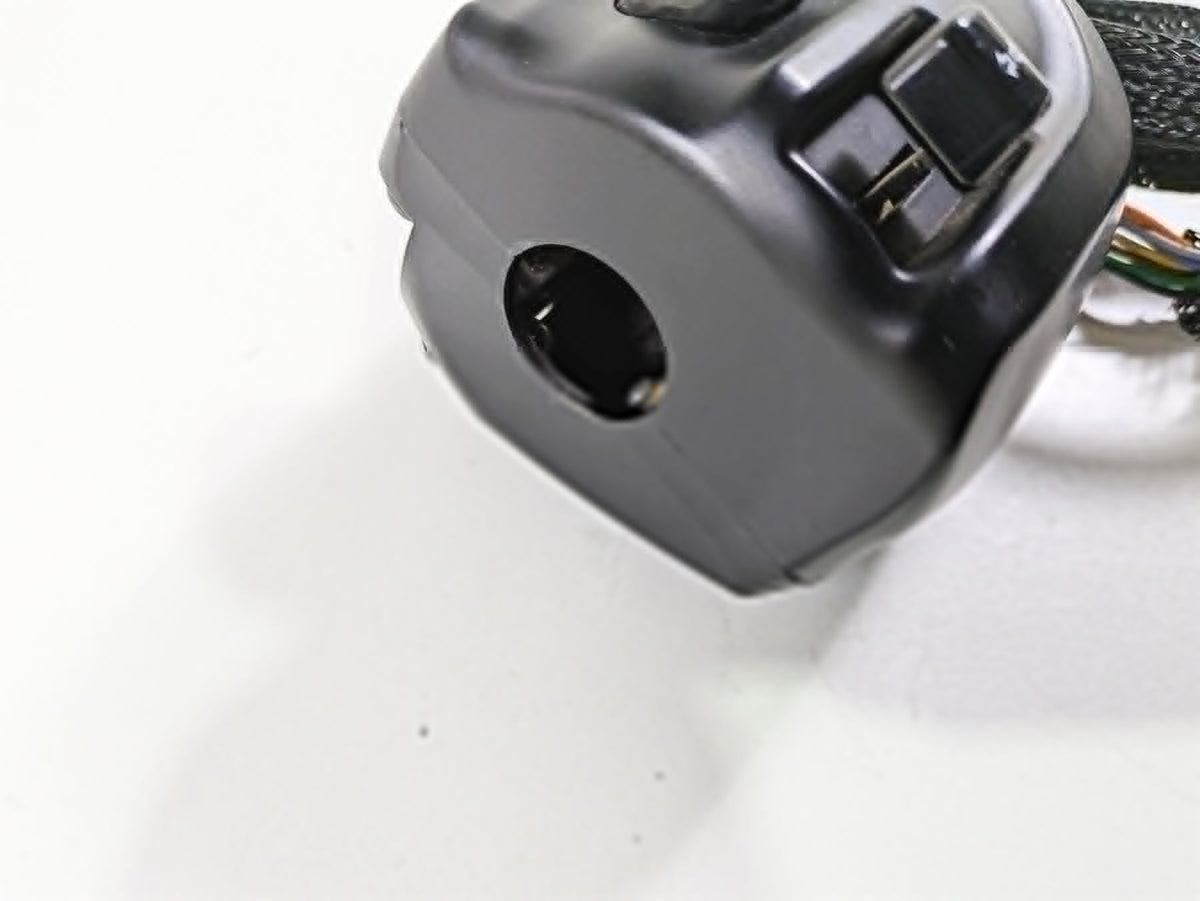 2016 Indian Chief Classic Left Hand Control Switch 4015198 {{ shop.shopifyCountryName }} - Mototech271