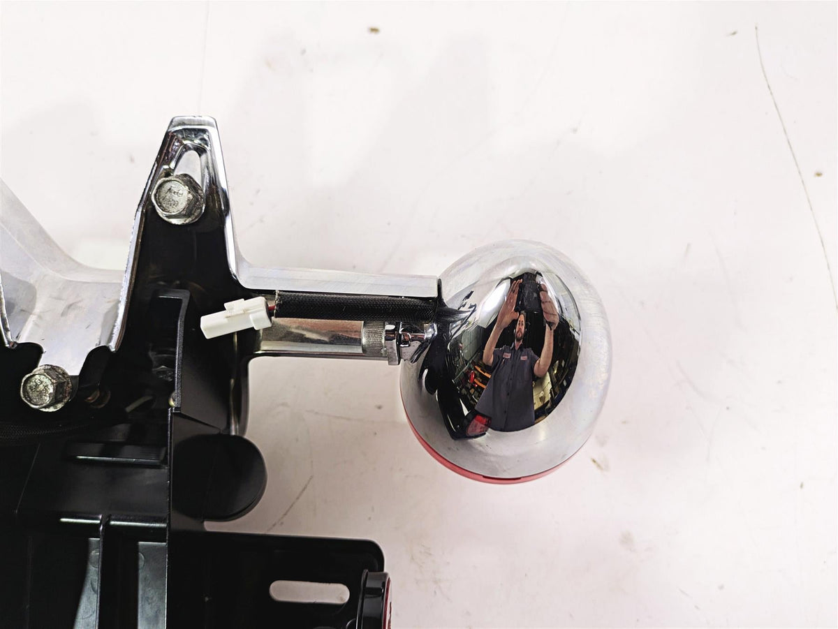 2019 Indian Chieftain Limited Taillight Blinker Plate Holder Set 5141811 5143494 {{ shop.shopifyCountryName }} - Mototech271