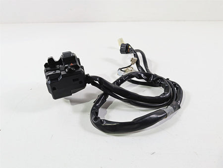 2024 Yamaha YZF R1 RN65 Left Hand Control Switch - Read B3L-83969-01-00 {{ shop.shopifyCountryName }} - Mototech271