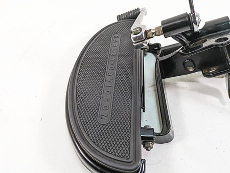 2009 Harley Softail FLSTSB Cross Bones Left Floorboard & Shifter Set 33630-07A {{ shop.shopifyCountryName }} - Mototech271